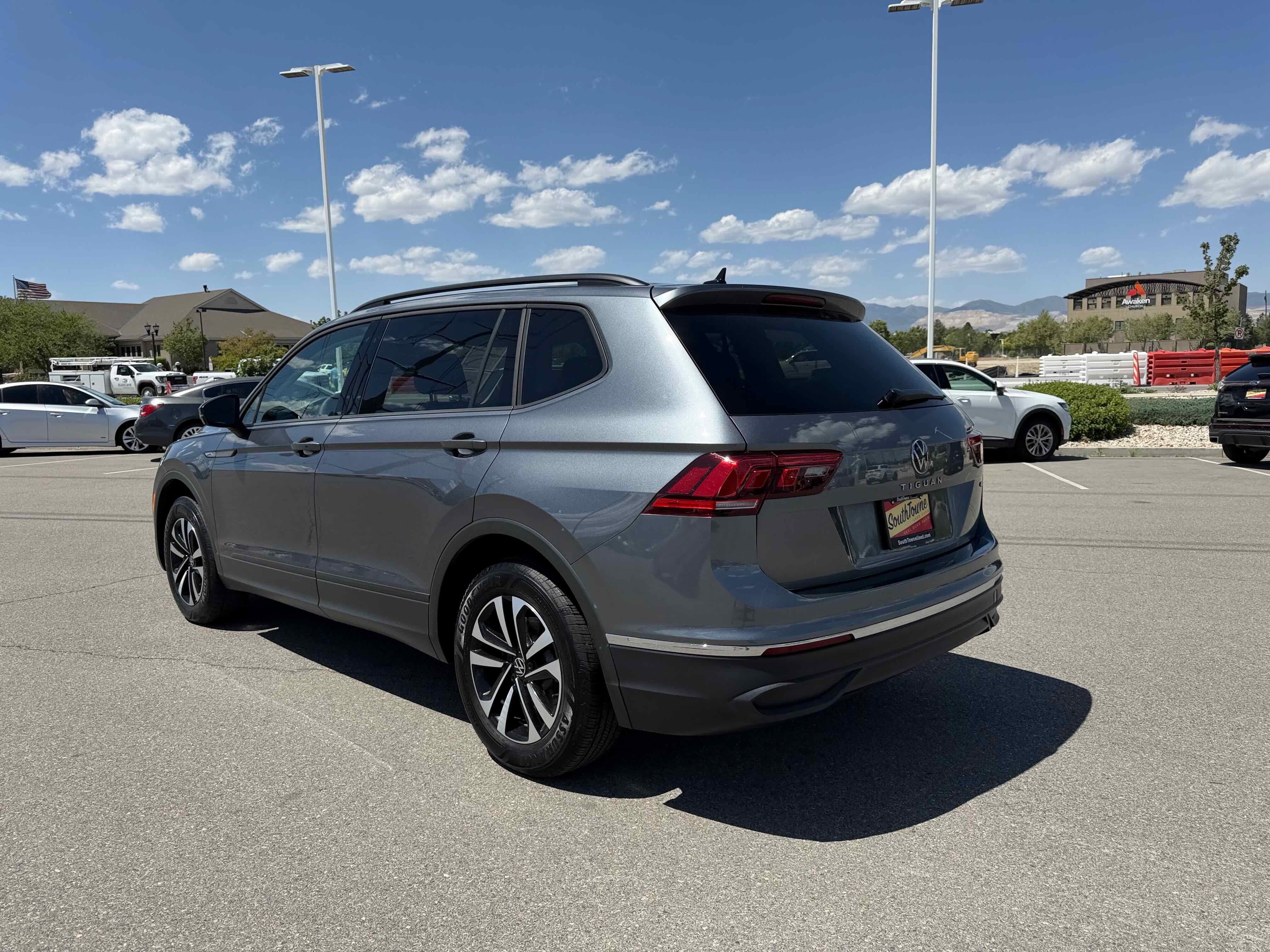 2024 Volkswagen Tiguan S