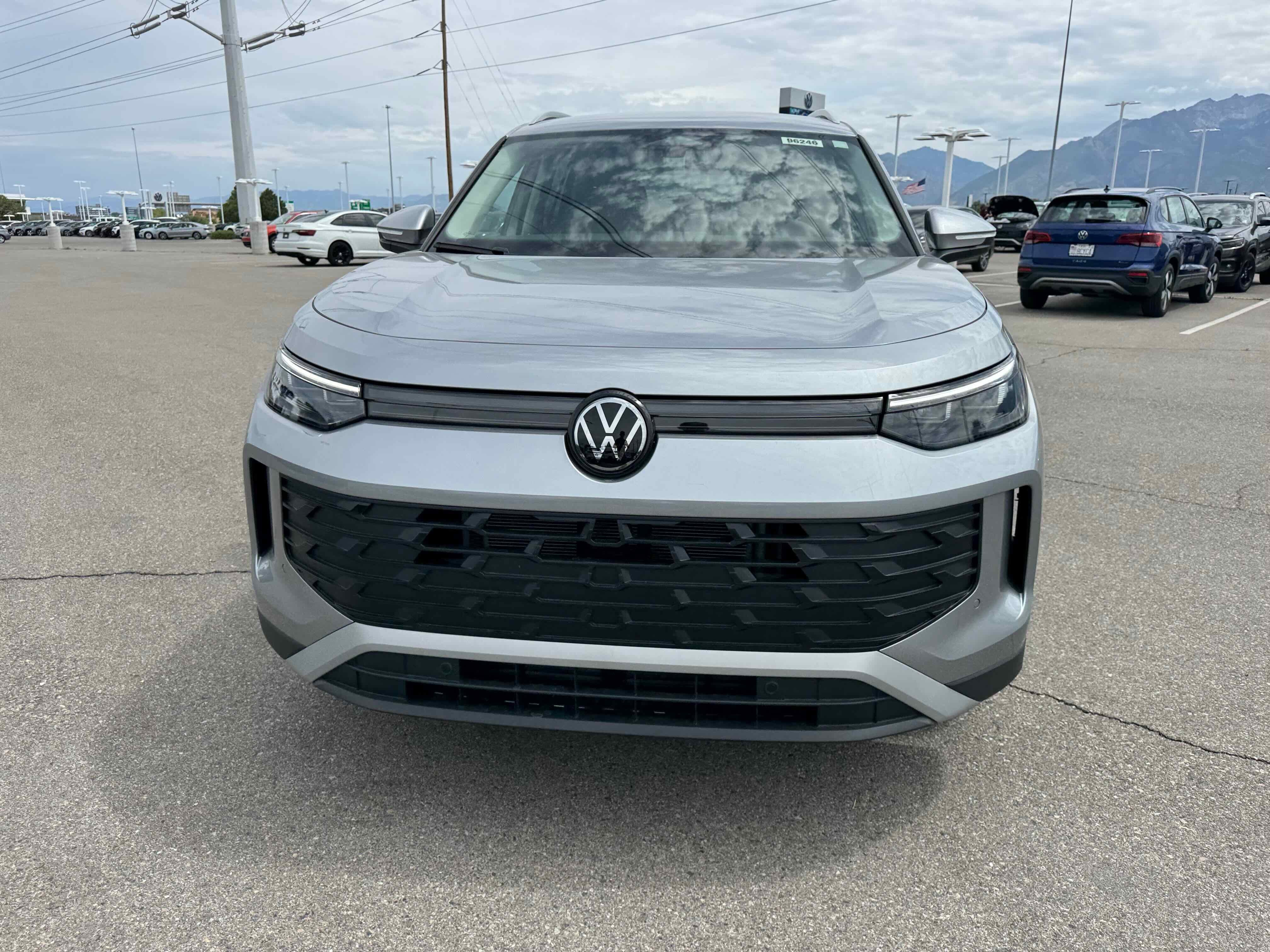 2025 Volkswagen Tiguan SE