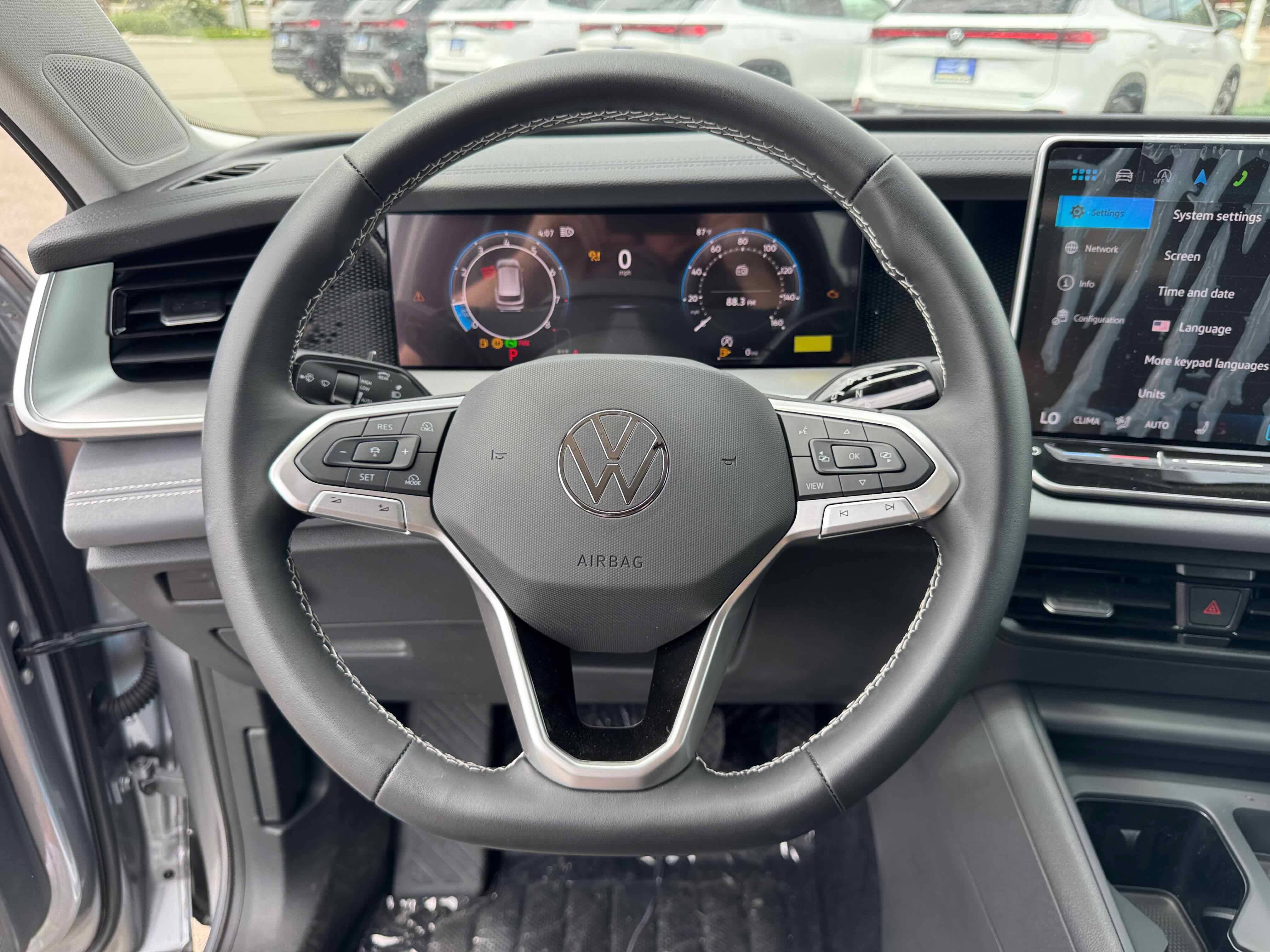 2025 Volkswagen Tiguan SE