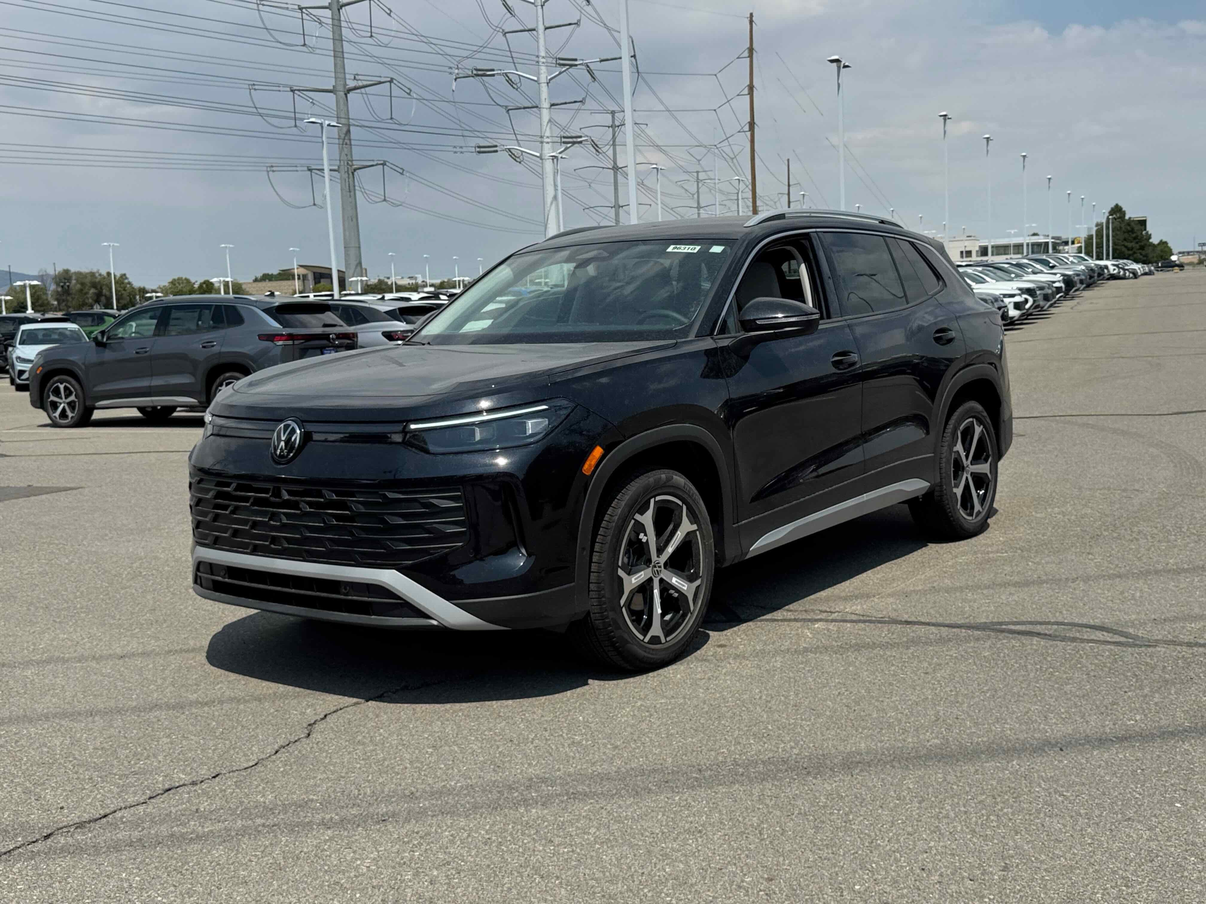 2025 Volkswagen Tiguan SE