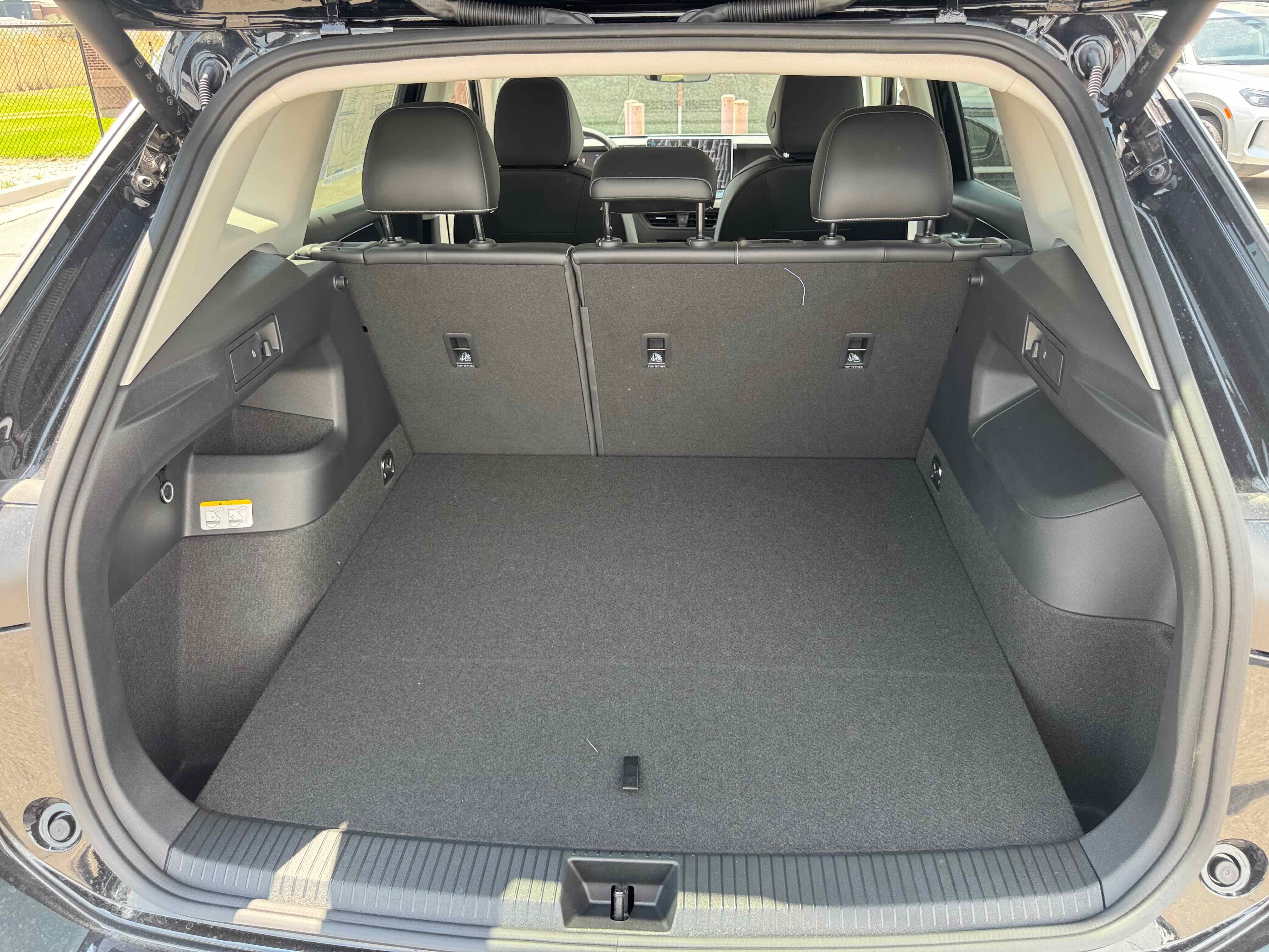 2025 Volkswagen Tiguan SE