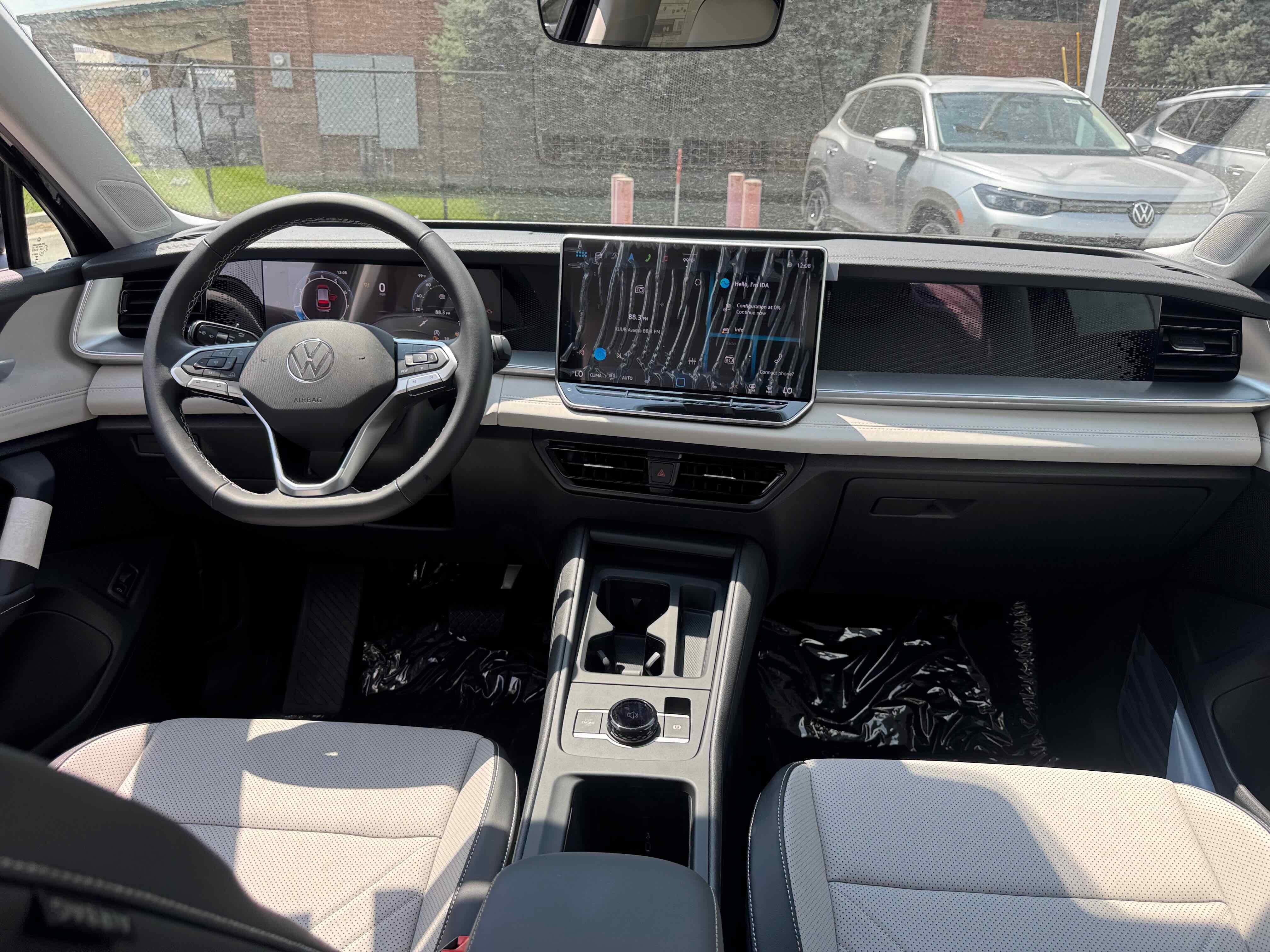 2025 Volkswagen Tiguan SE