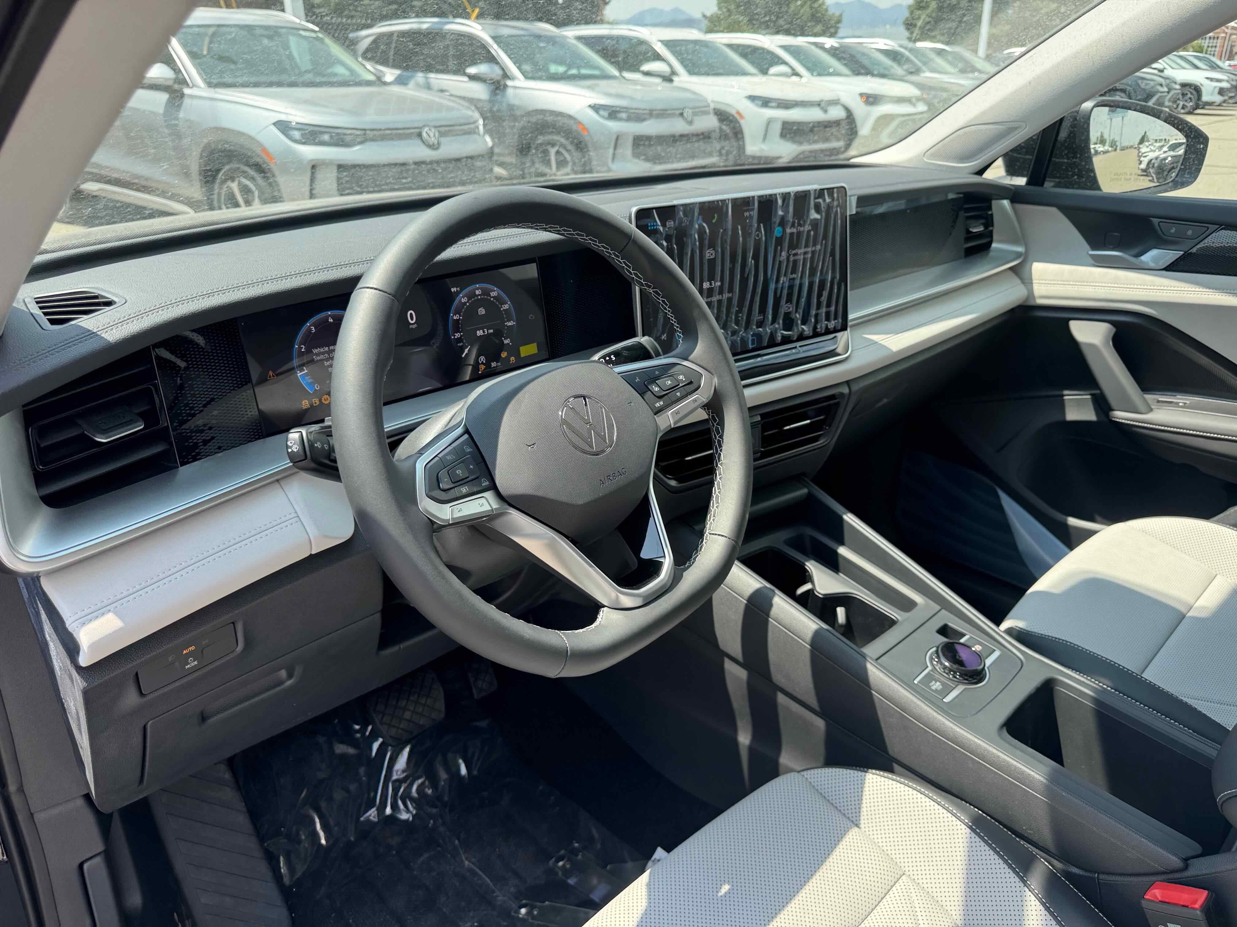 2025 Volkswagen Tiguan SE