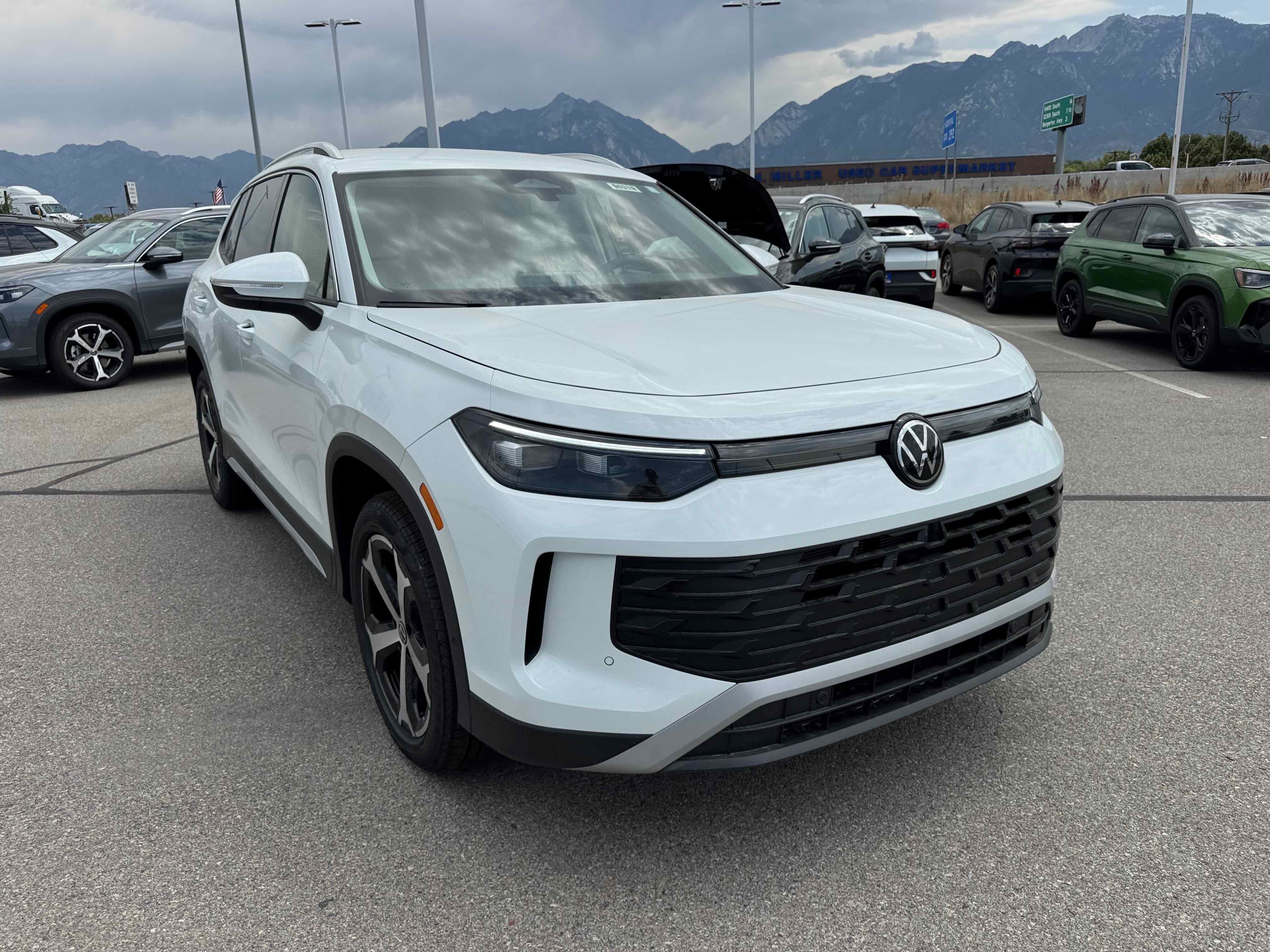 2025 Volkswagen Tiguan SE