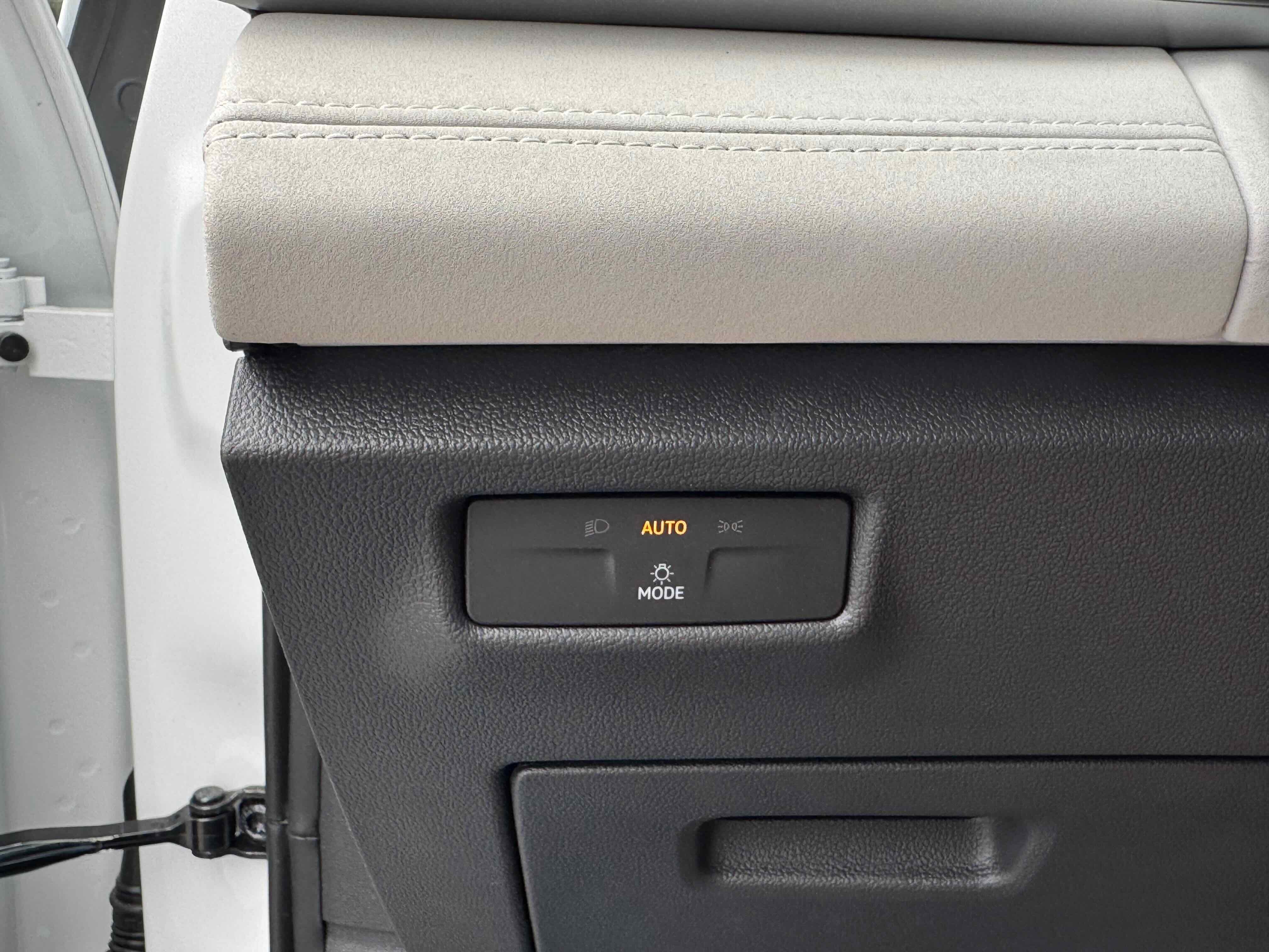 2025 Volkswagen Tiguan SE