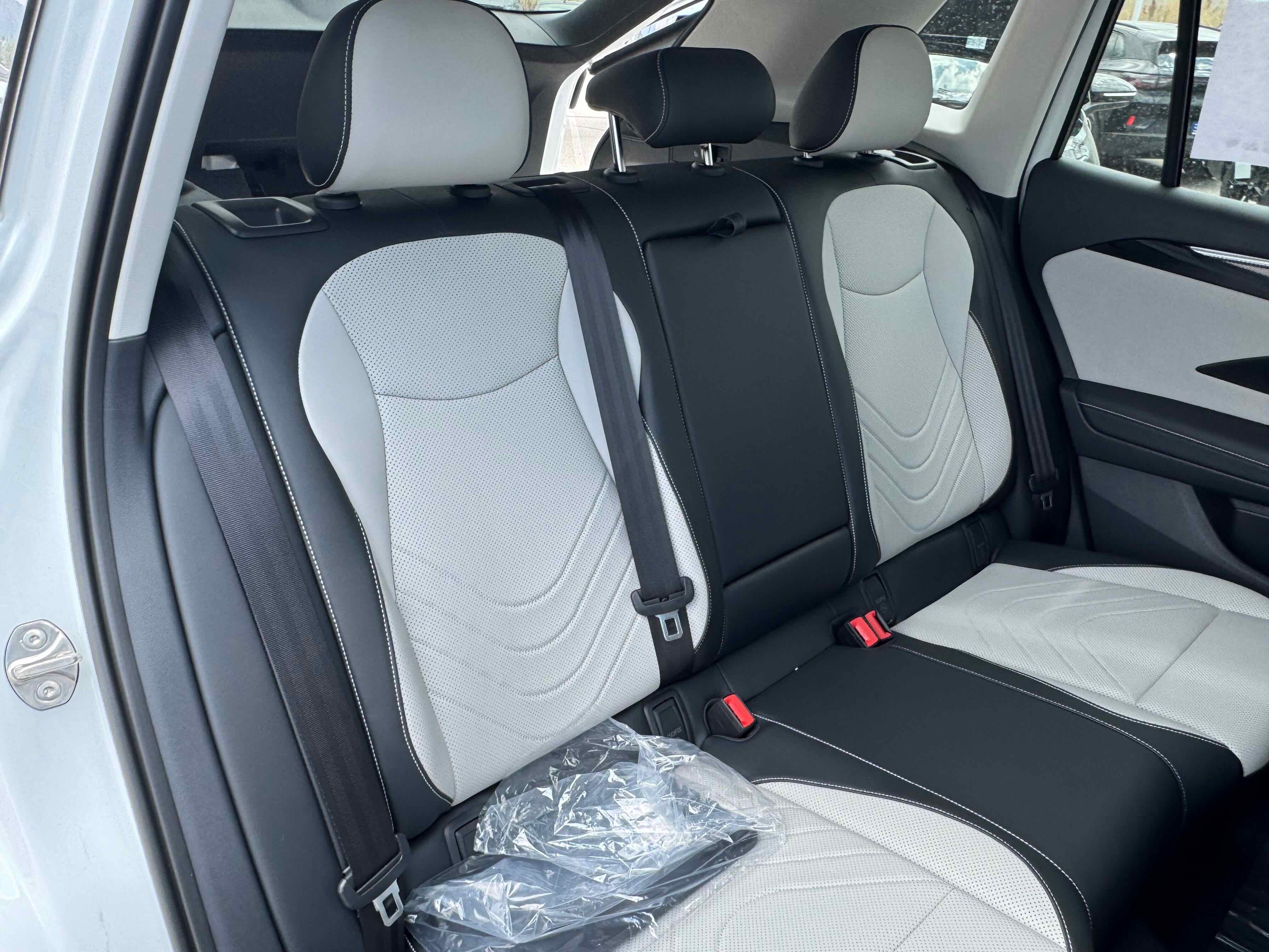 2025 Volkswagen Tiguan SE