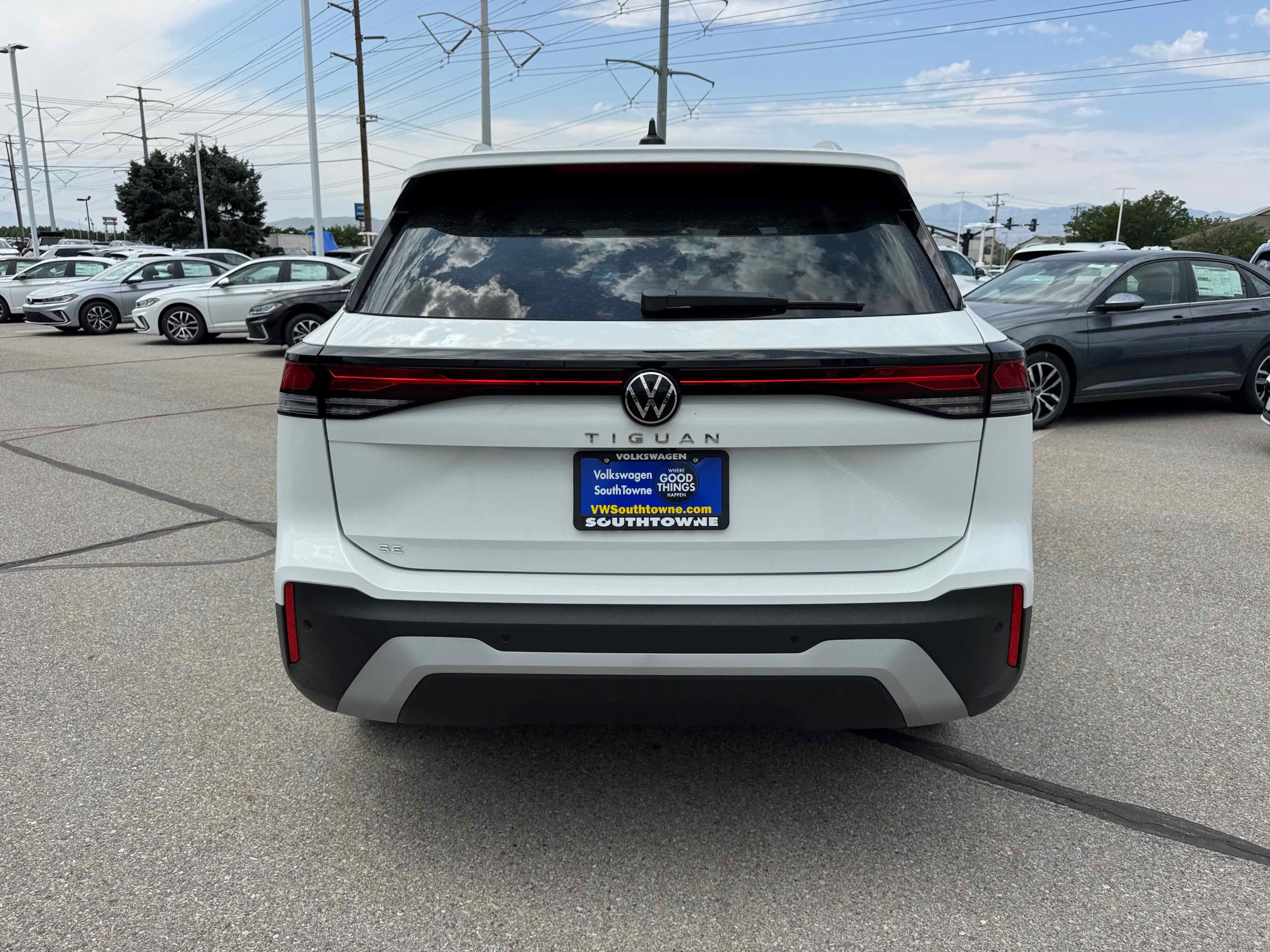 2025 Volkswagen Tiguan SE