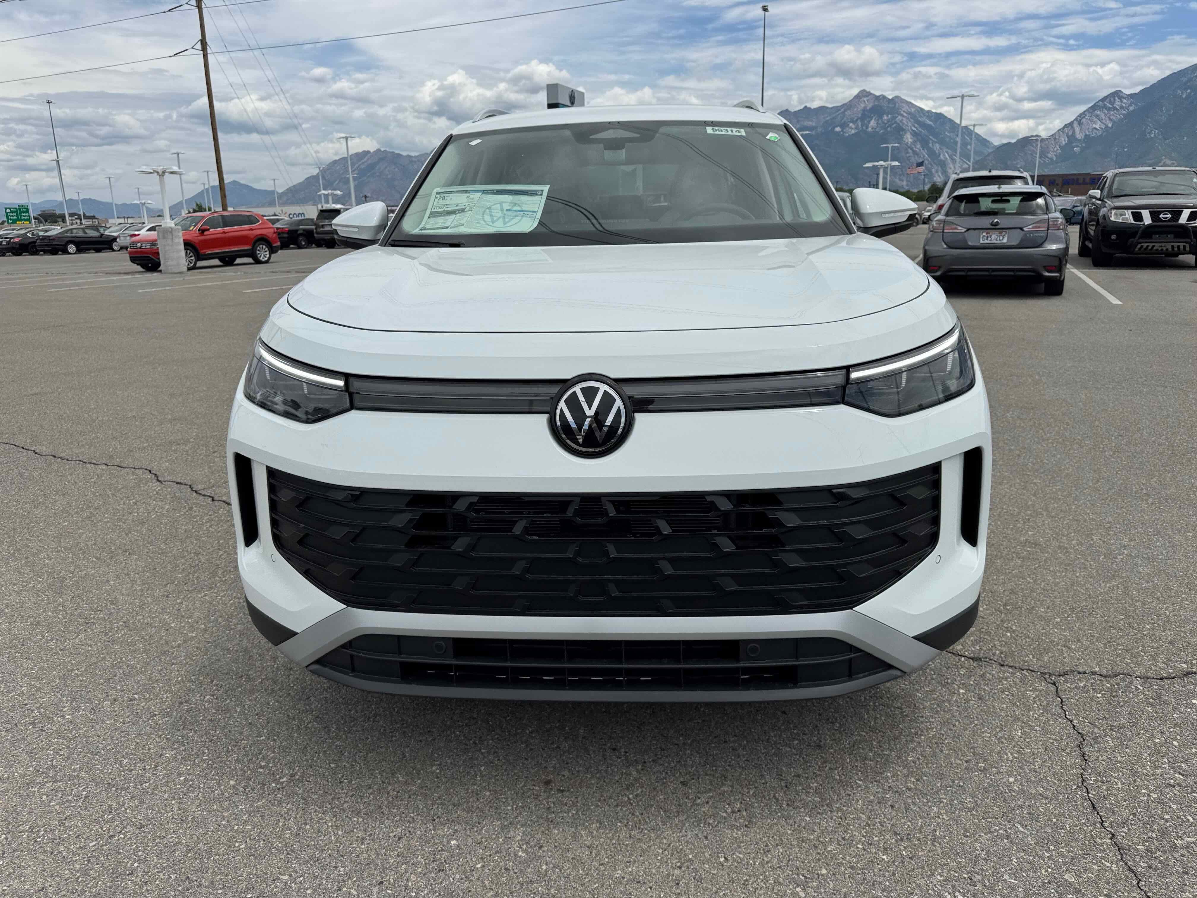 2025 Volkswagen Tiguan SE