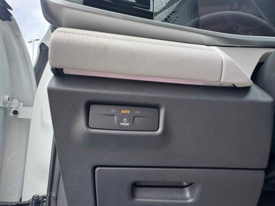 2025 Volkswagen Tiguan SE