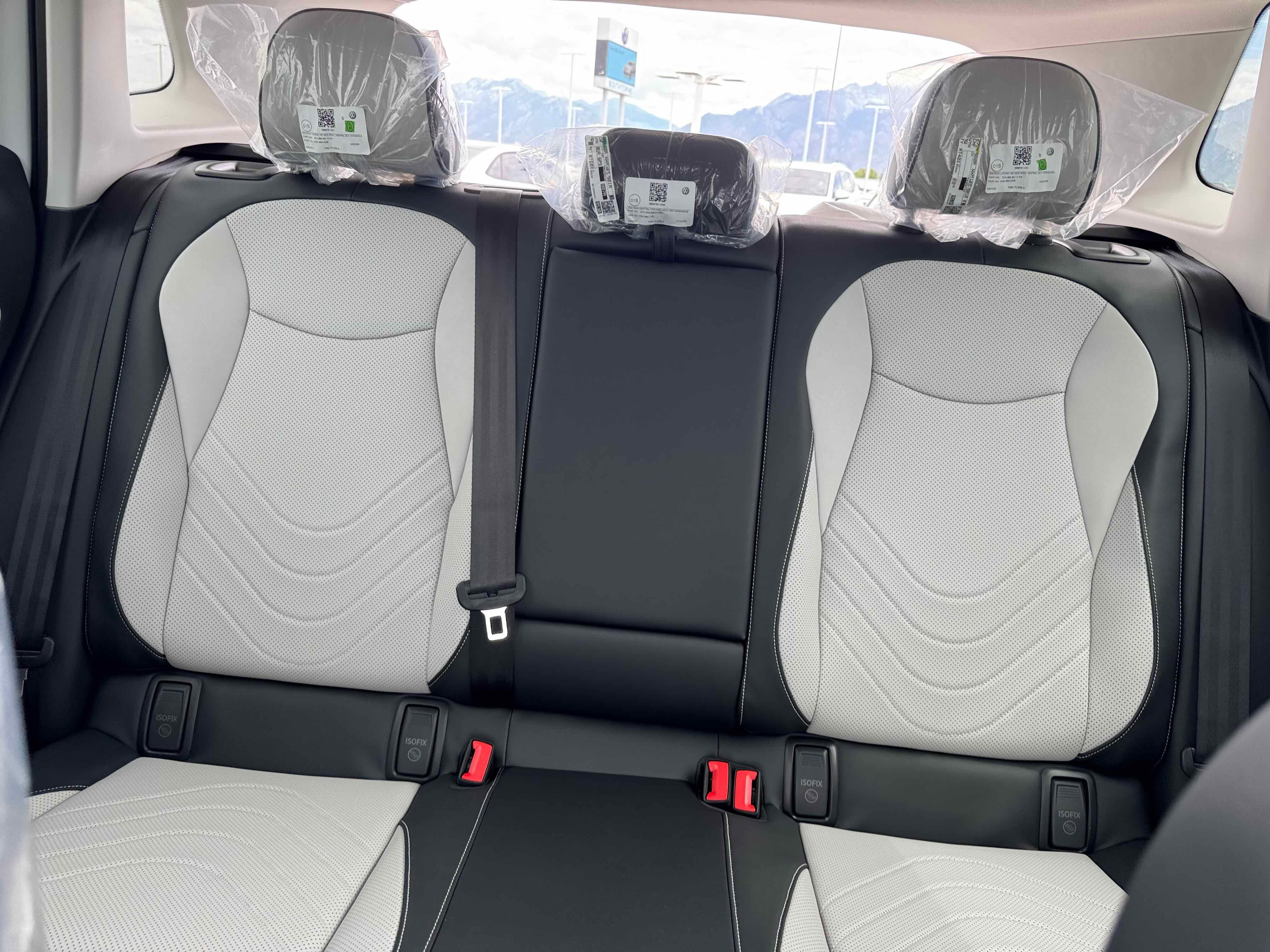 2025 Volkswagen Tiguan SE