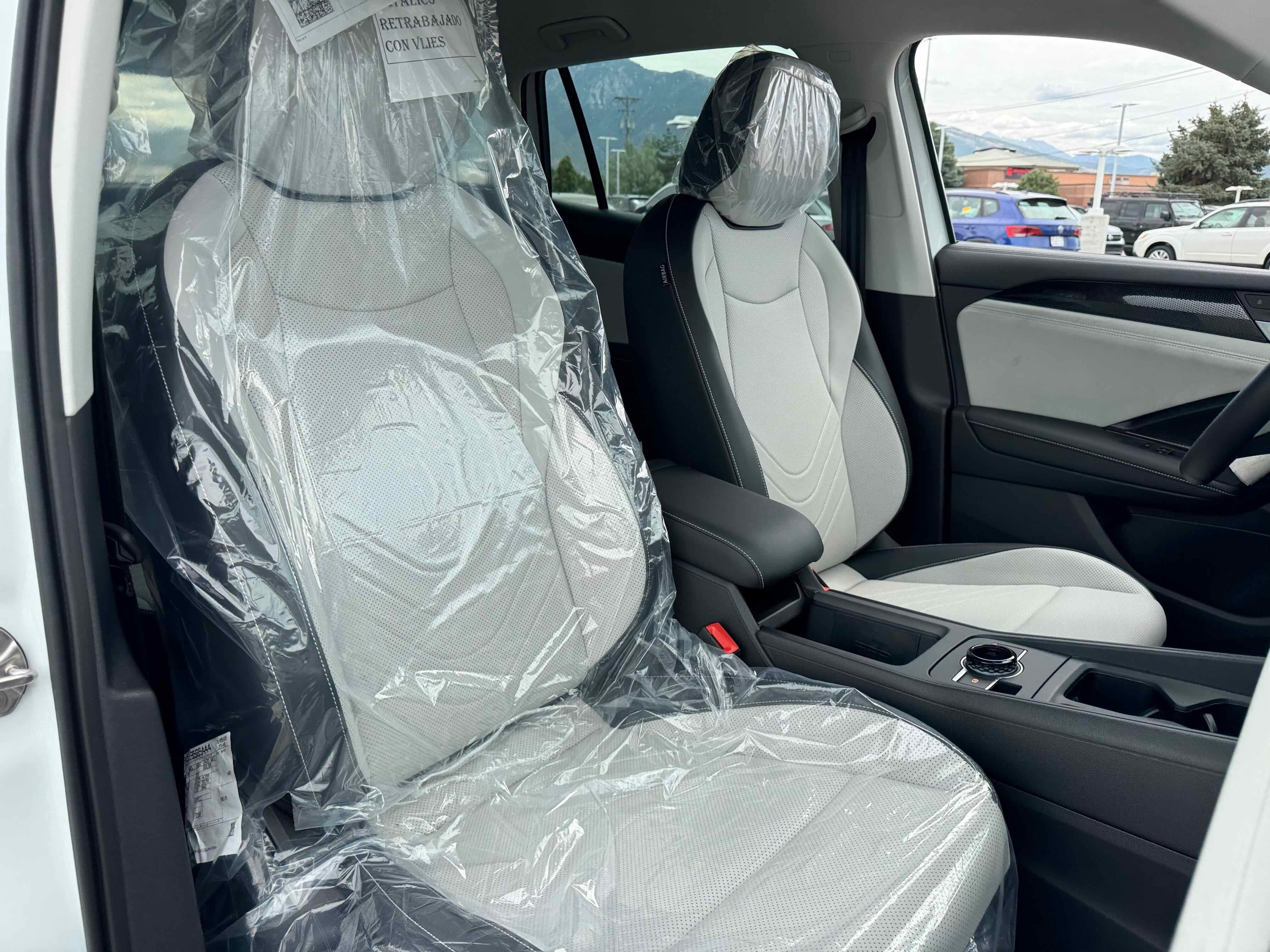 2025 Volkswagen Tiguan SE