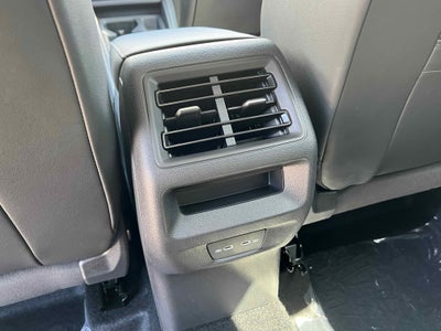 2025 Volkswagen Tiguan SE