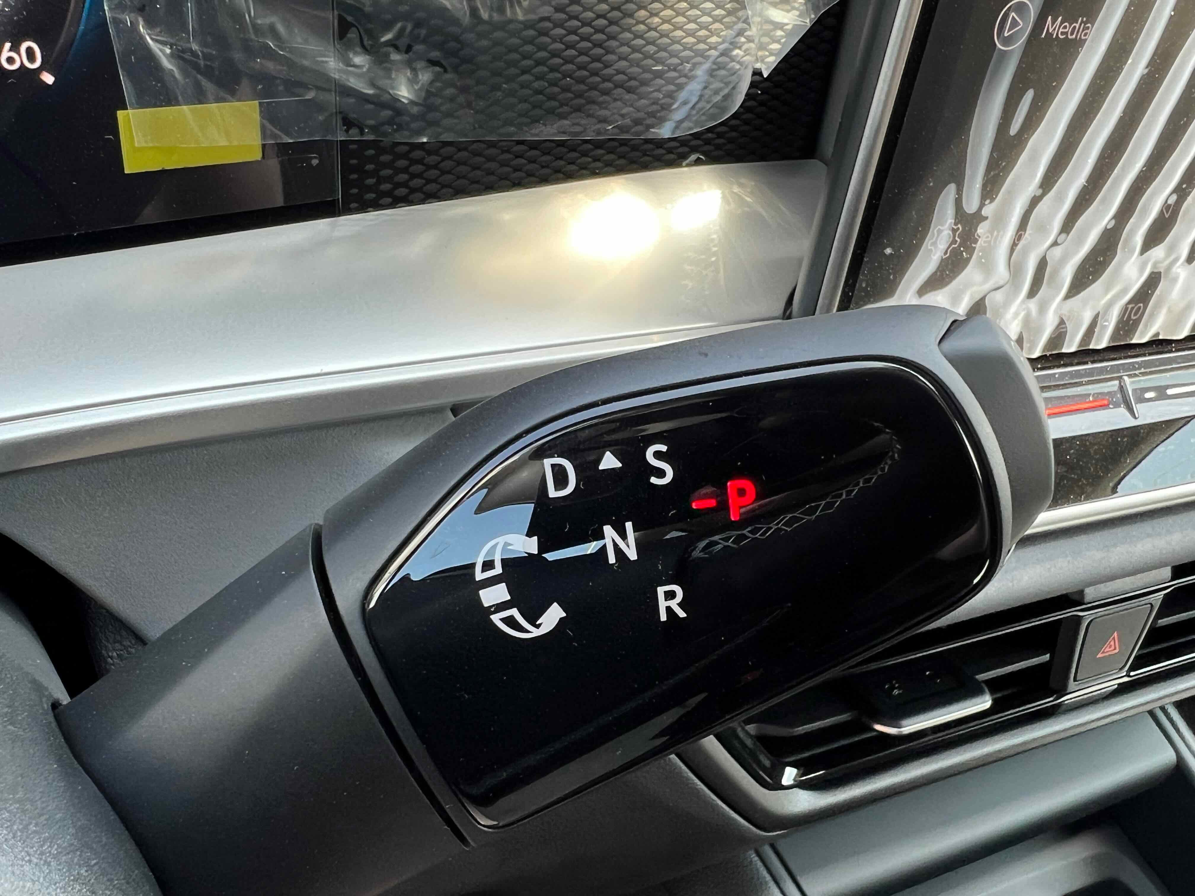 2025 Volkswagen Tiguan SE