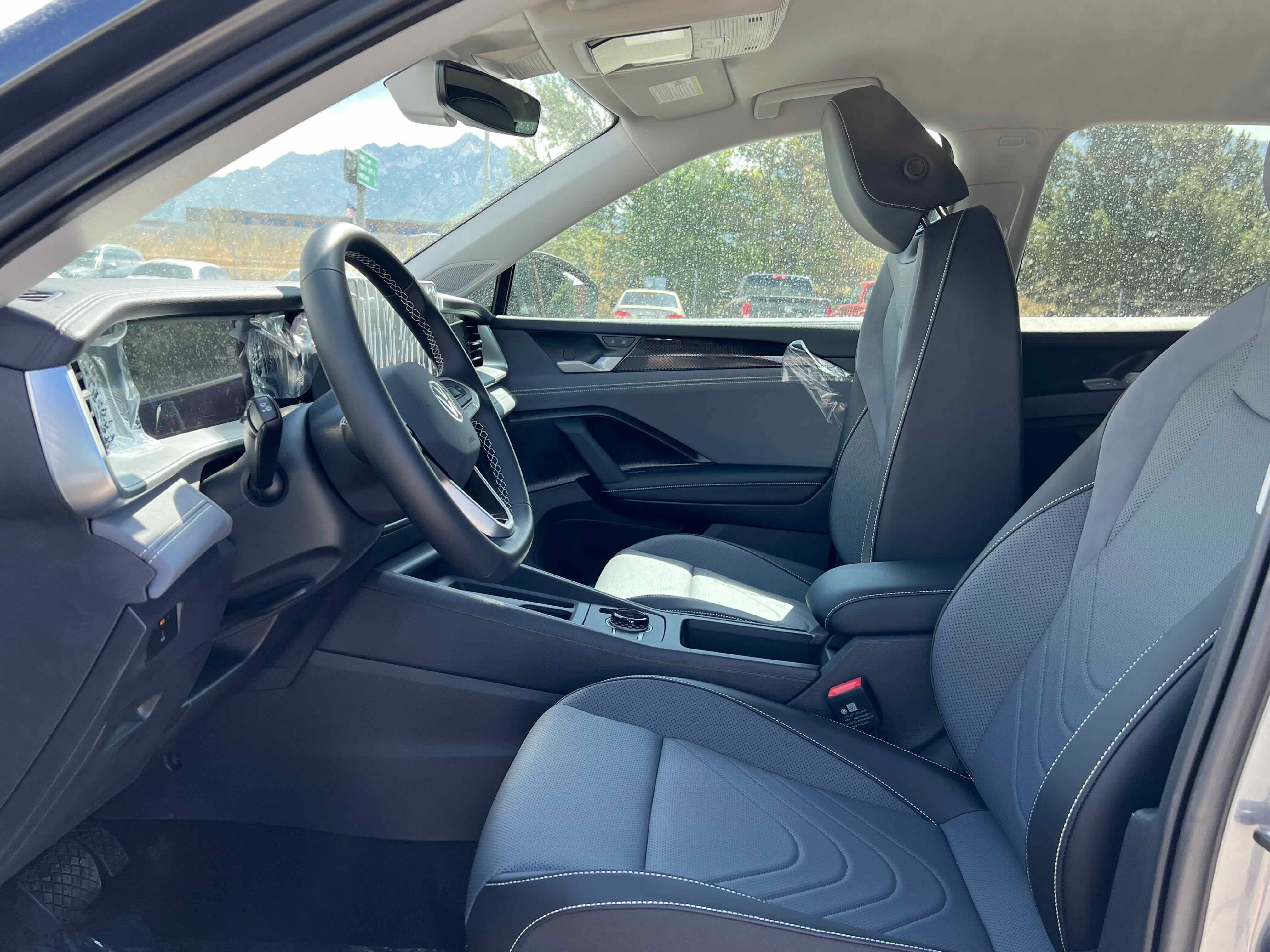 2025 Volkswagen Tiguan SE