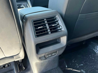 2025 Volkswagen Tiguan SE