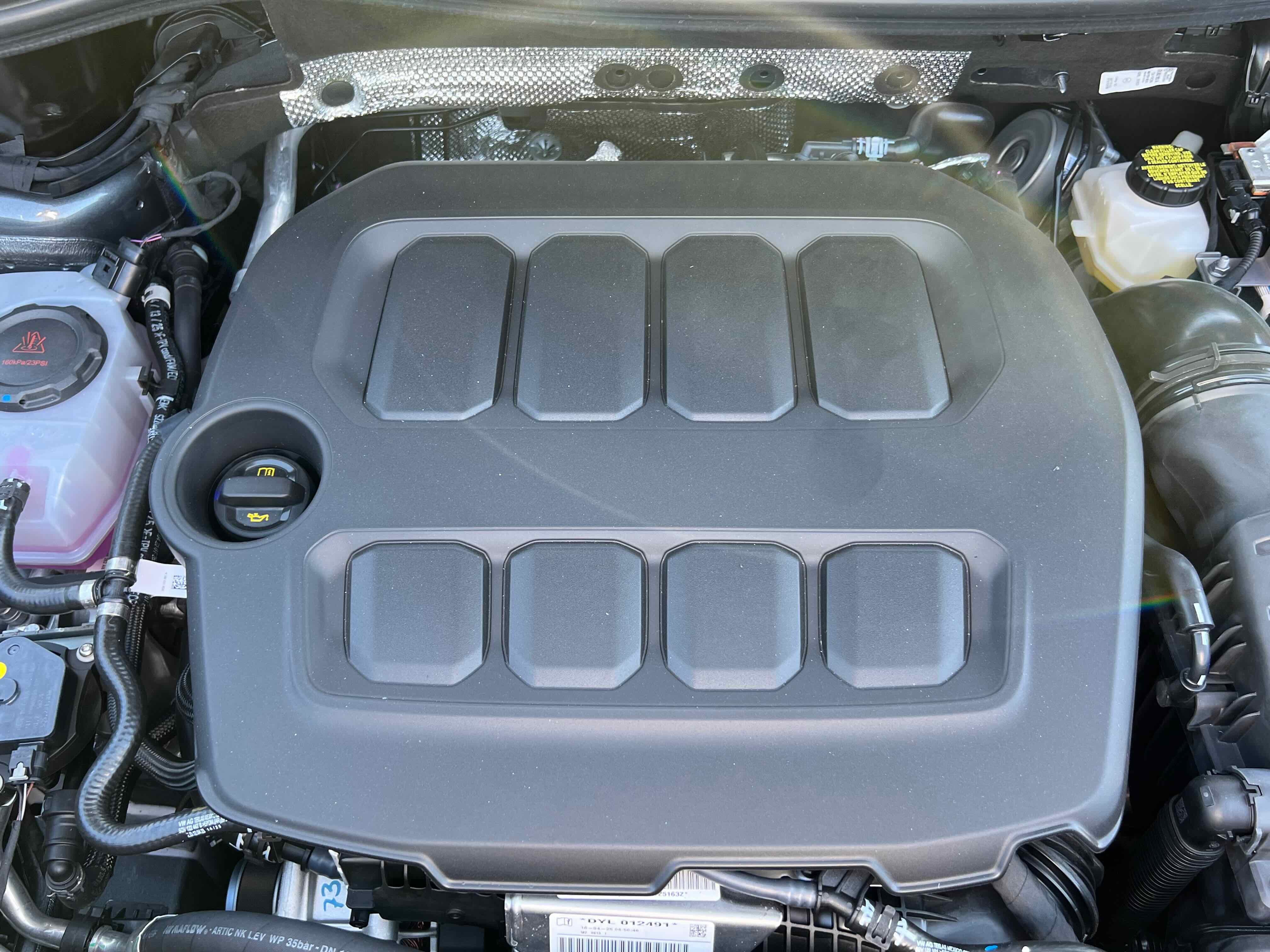 2025 Volkswagen Tiguan SE