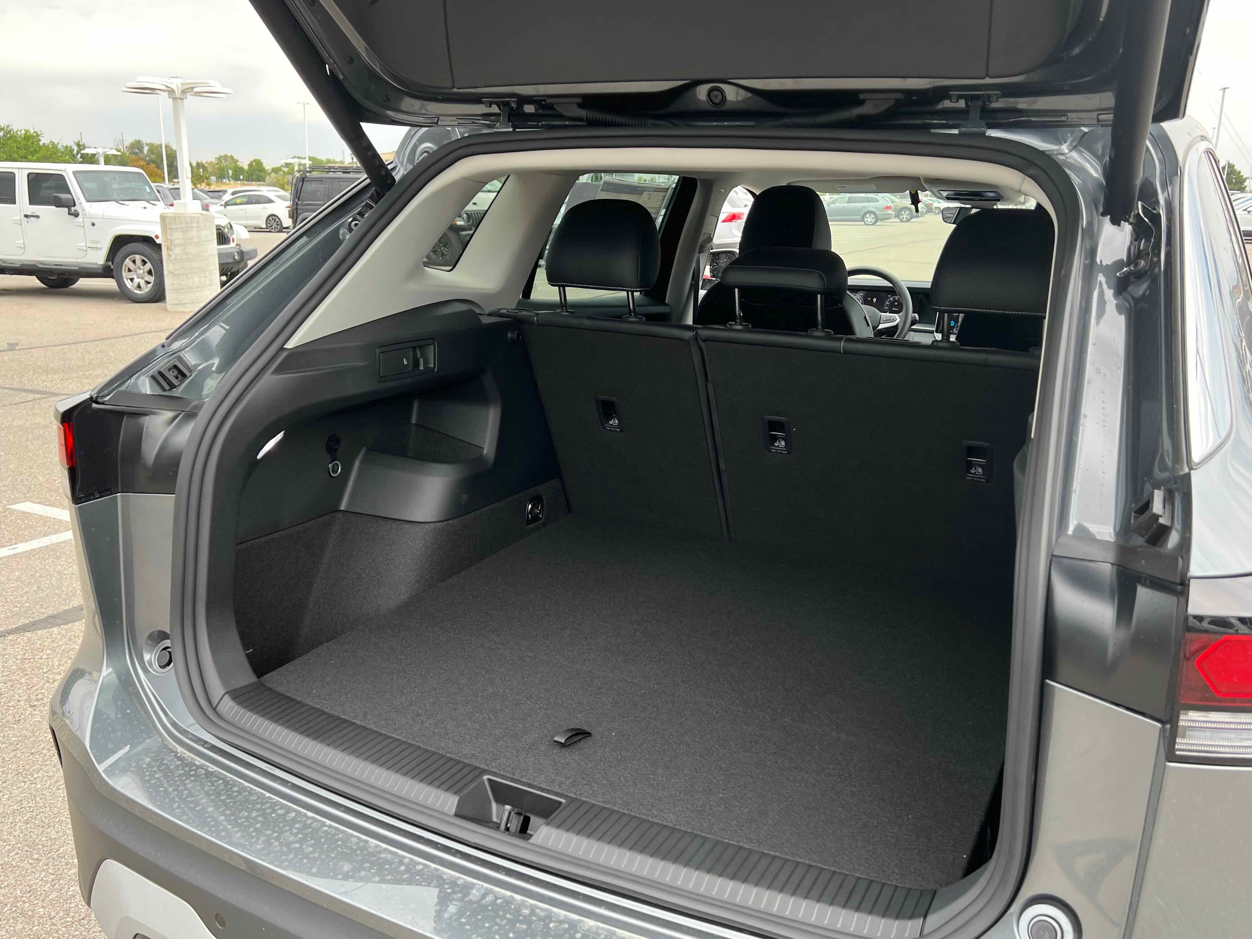 2025 Volkswagen Tiguan SE