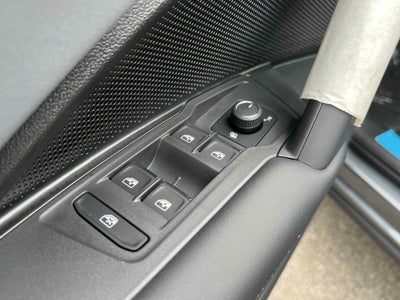 2025 Volkswagen Tiguan SE