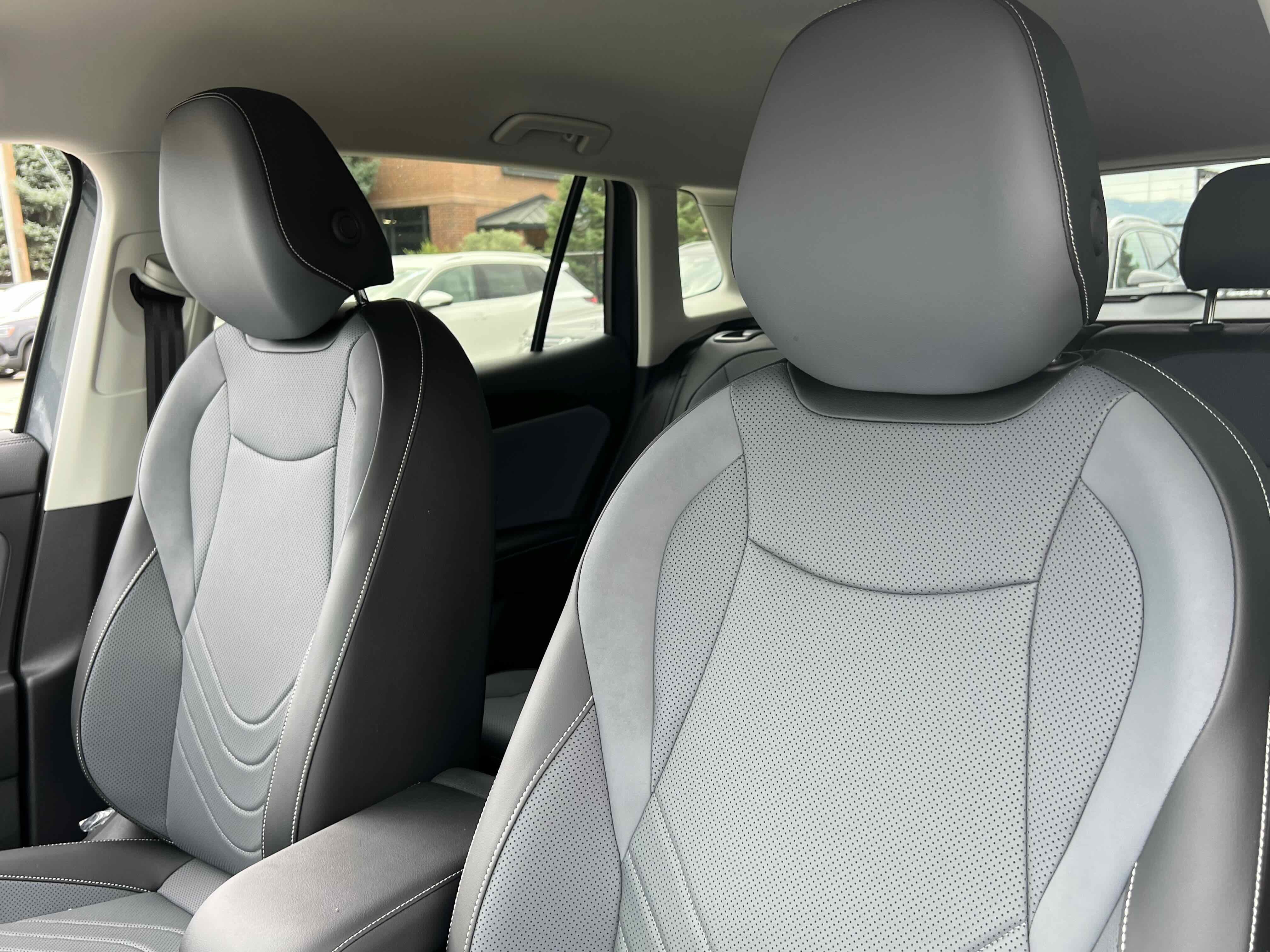 2025 Volkswagen Tiguan SE