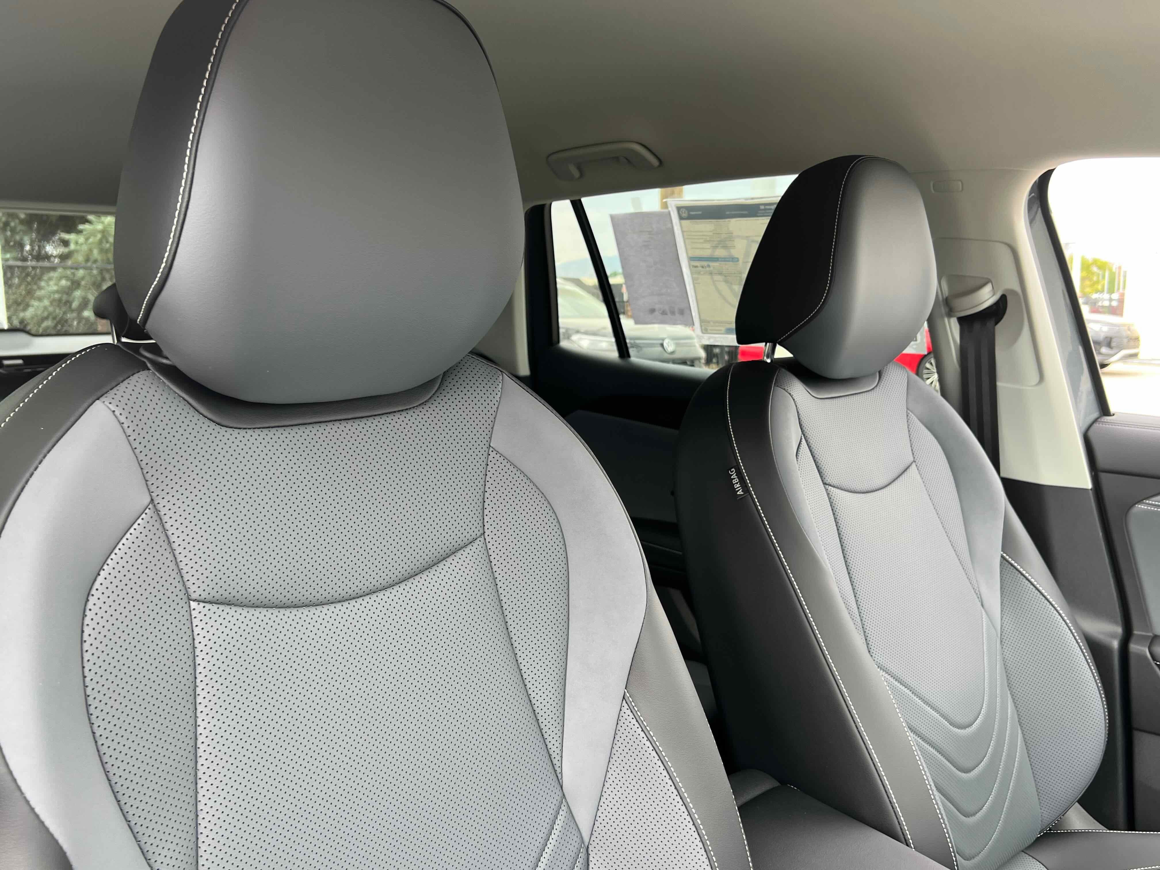 2025 Volkswagen Tiguan SE