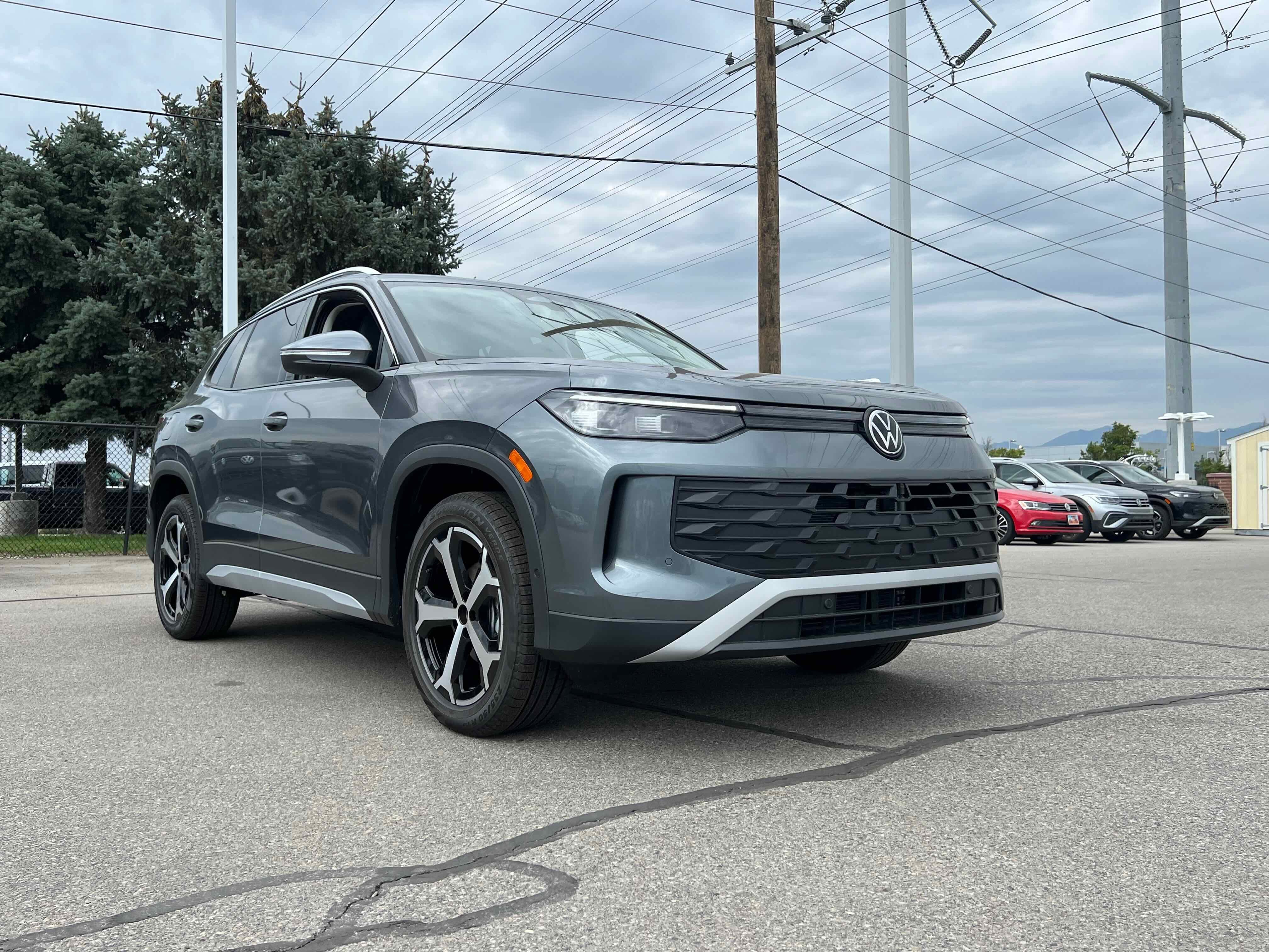 2025 Volkswagen Tiguan SE