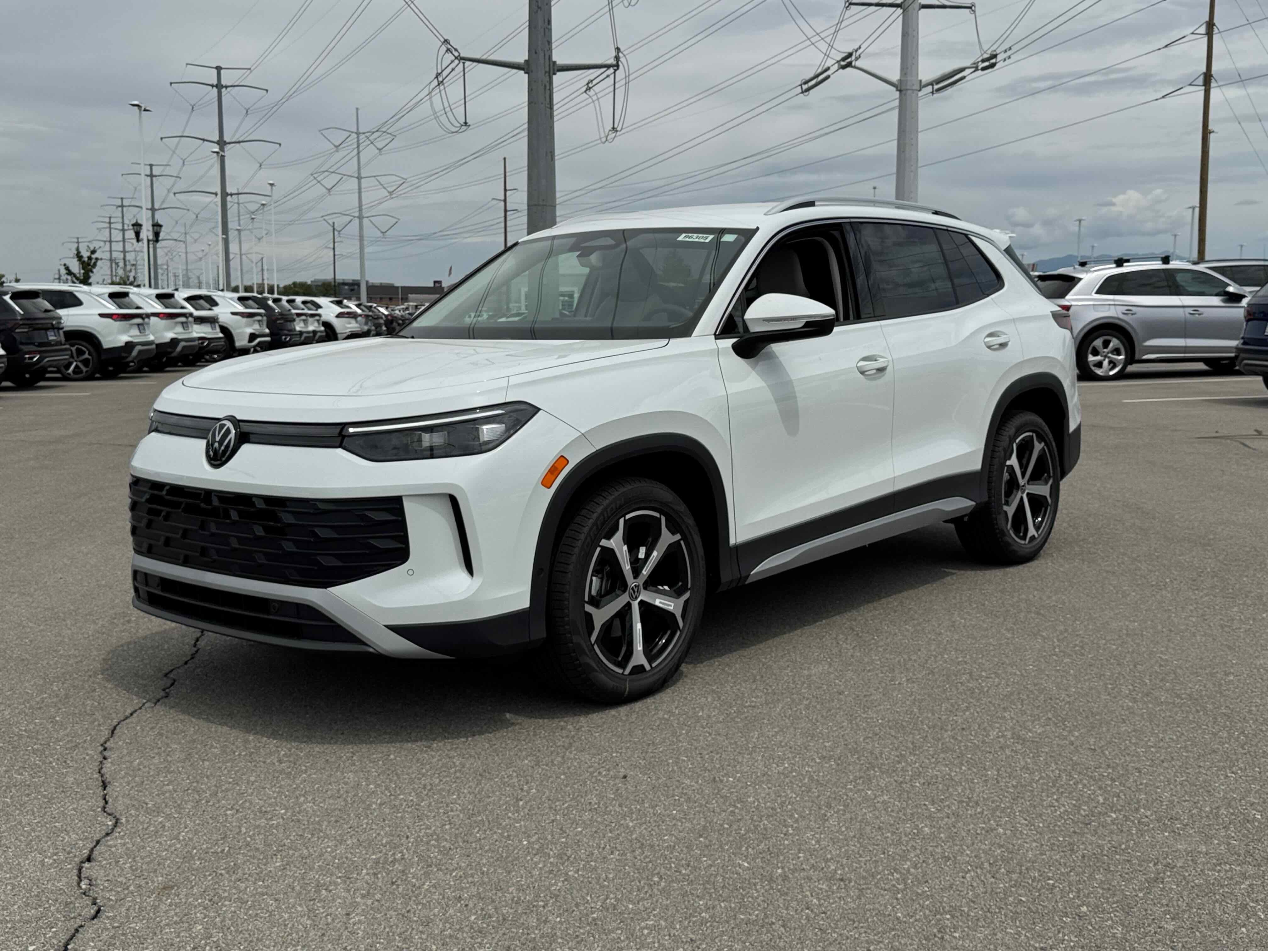 2025 Volkswagen Tiguan SE