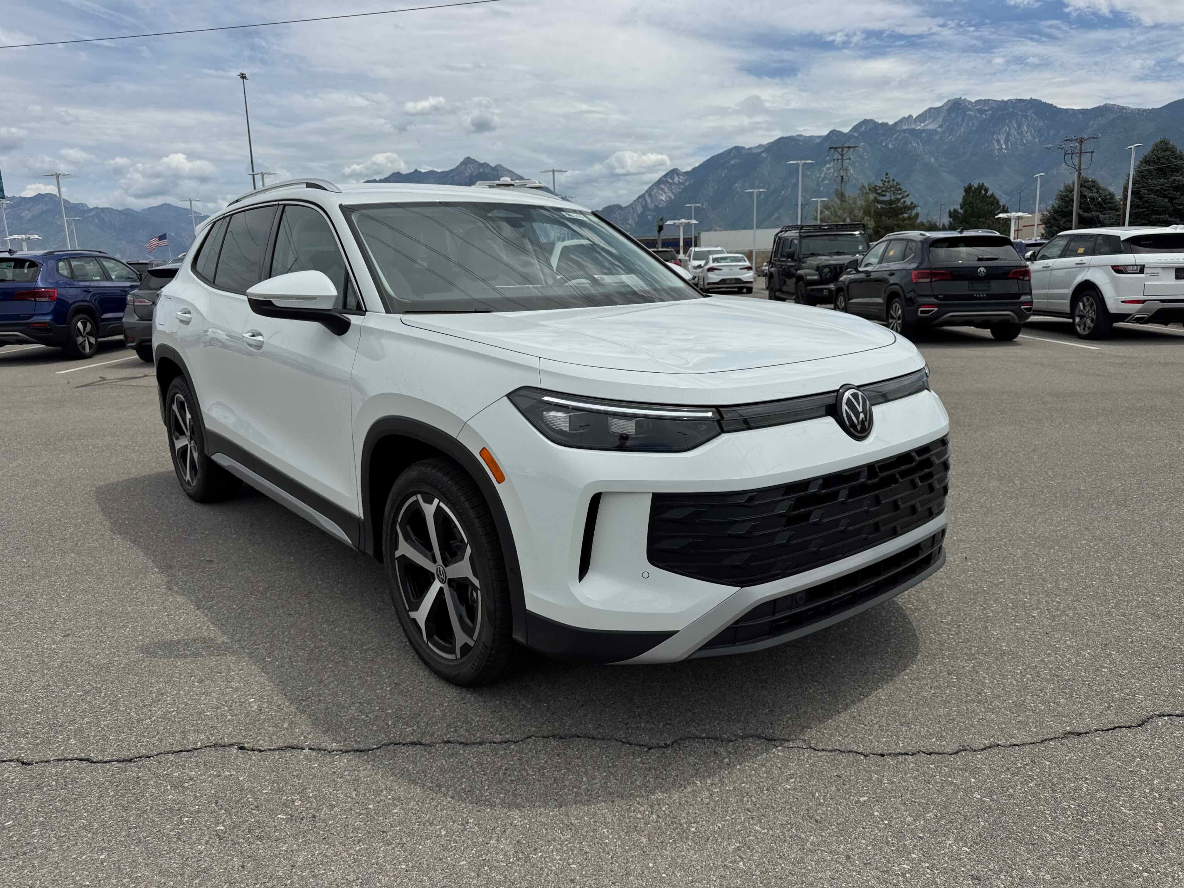 2025 Volkswagen Tiguan SE