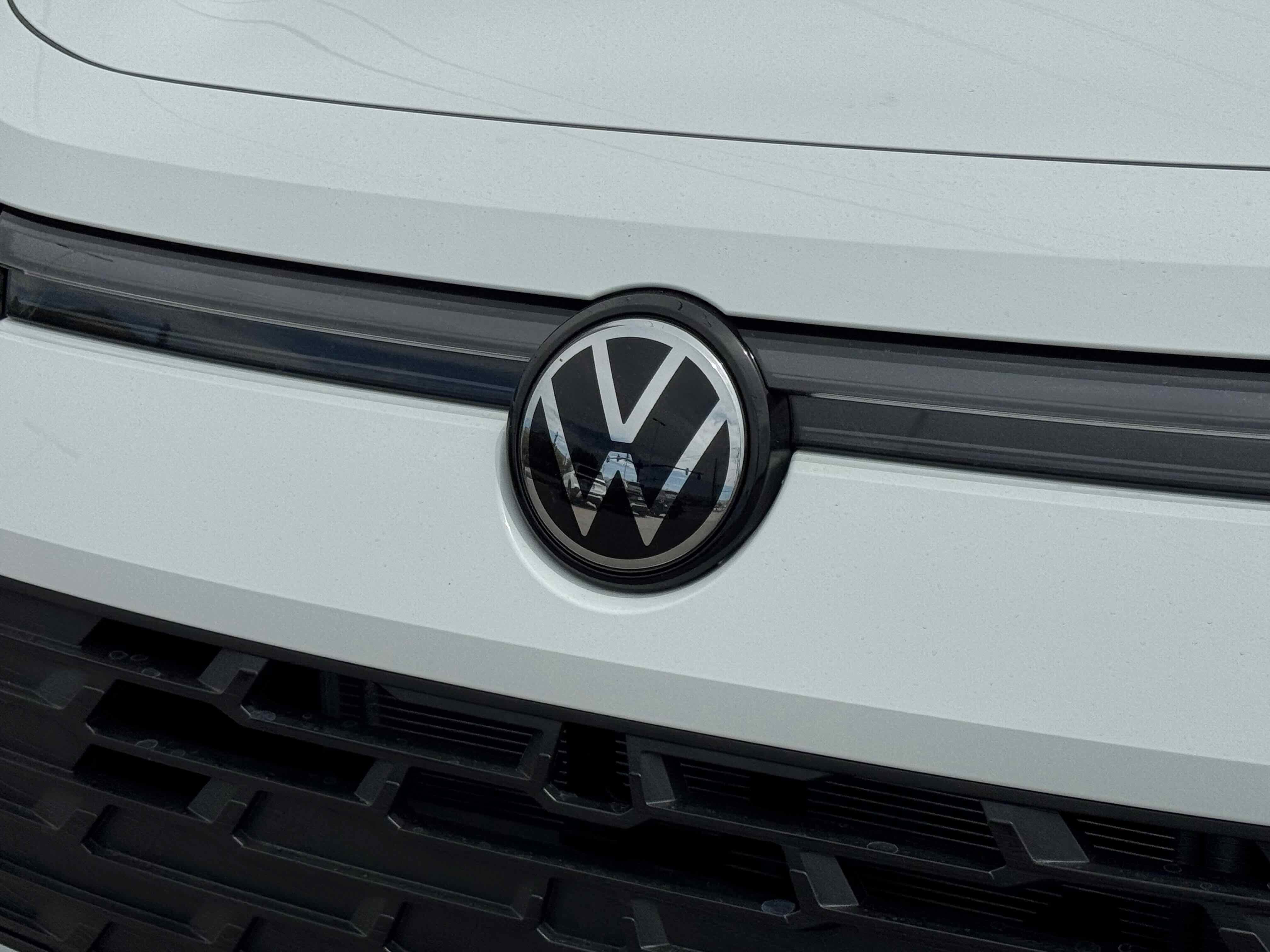 2025 Volkswagen Tiguan SE