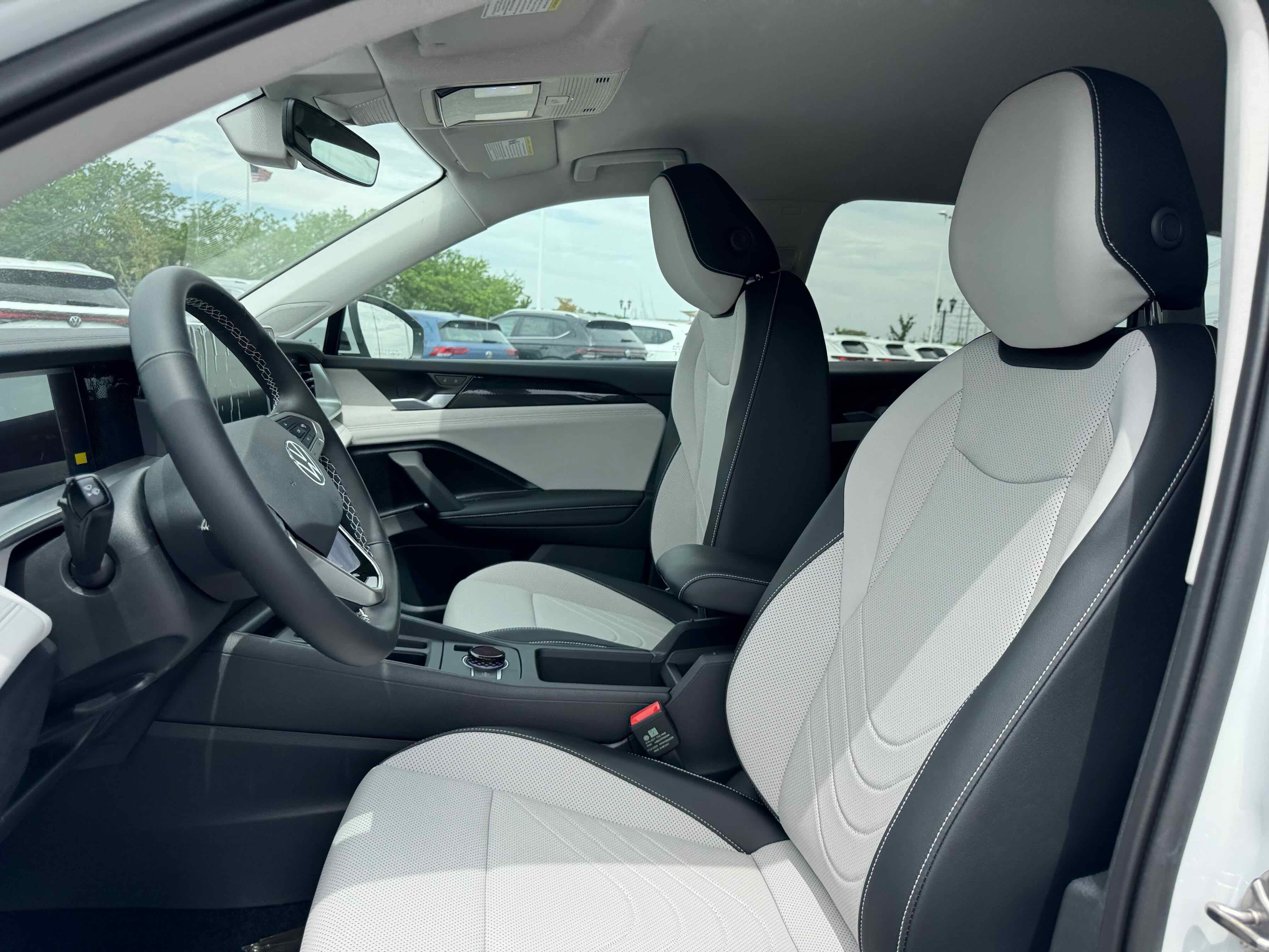 2025 Volkswagen Tiguan SE