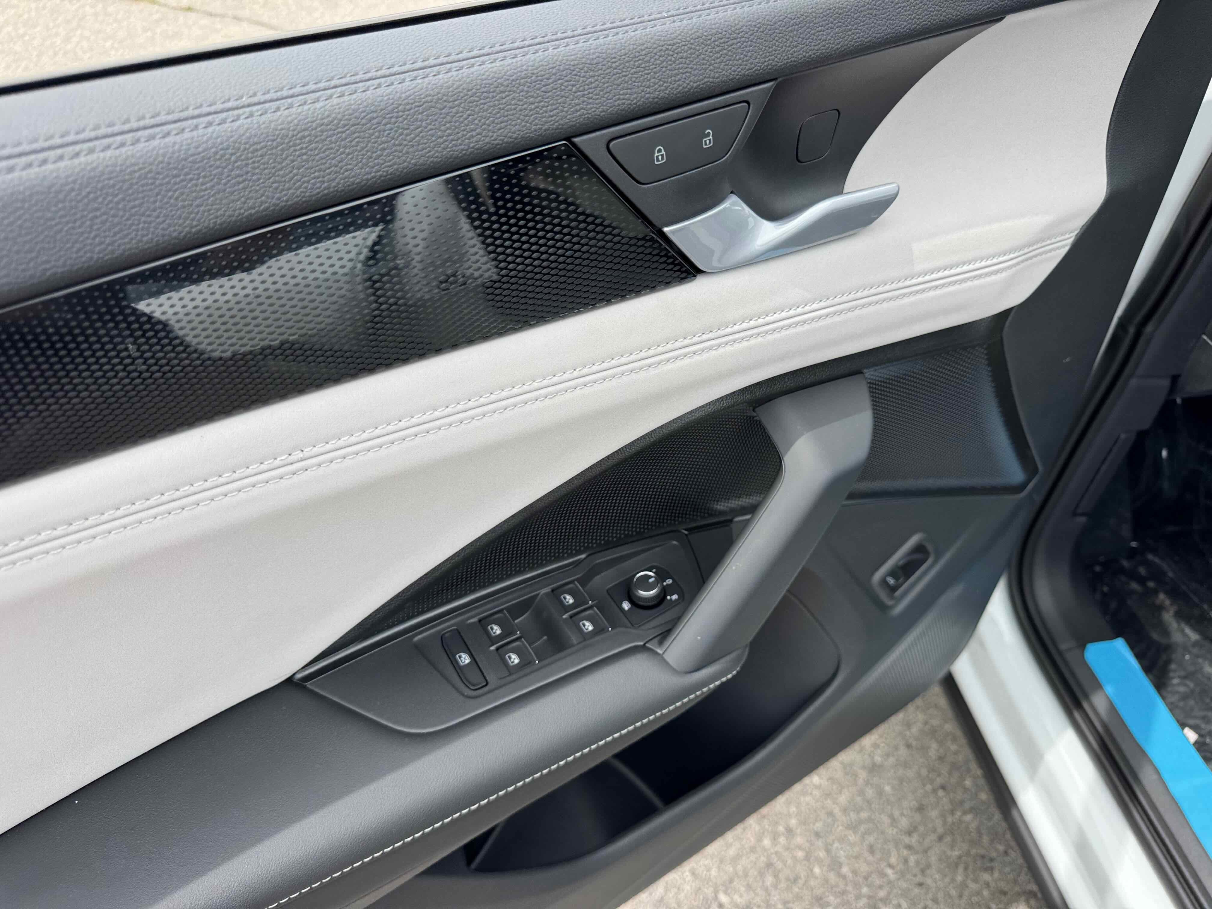 2025 Volkswagen Tiguan SE