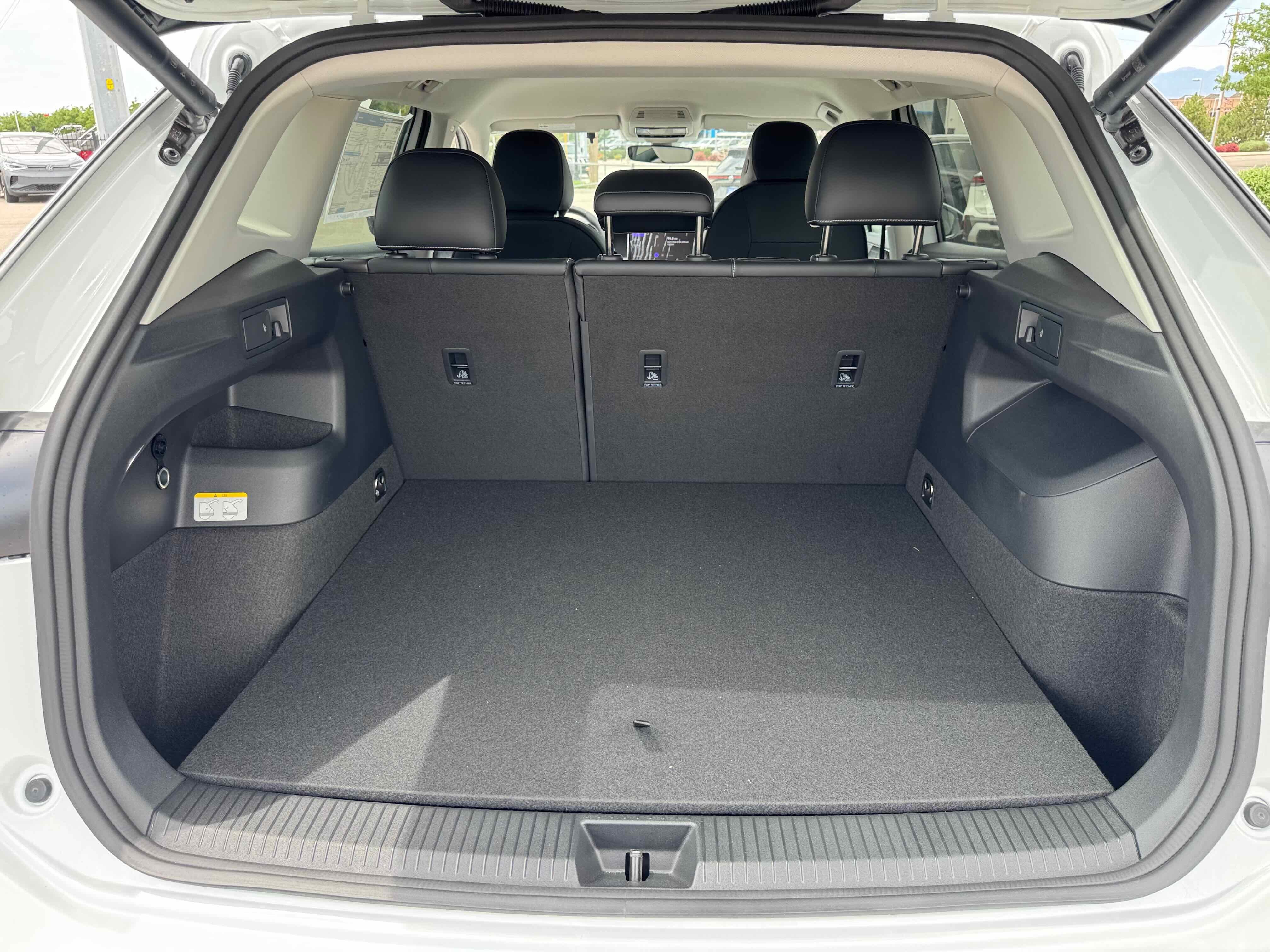 2025 Volkswagen Tiguan SE