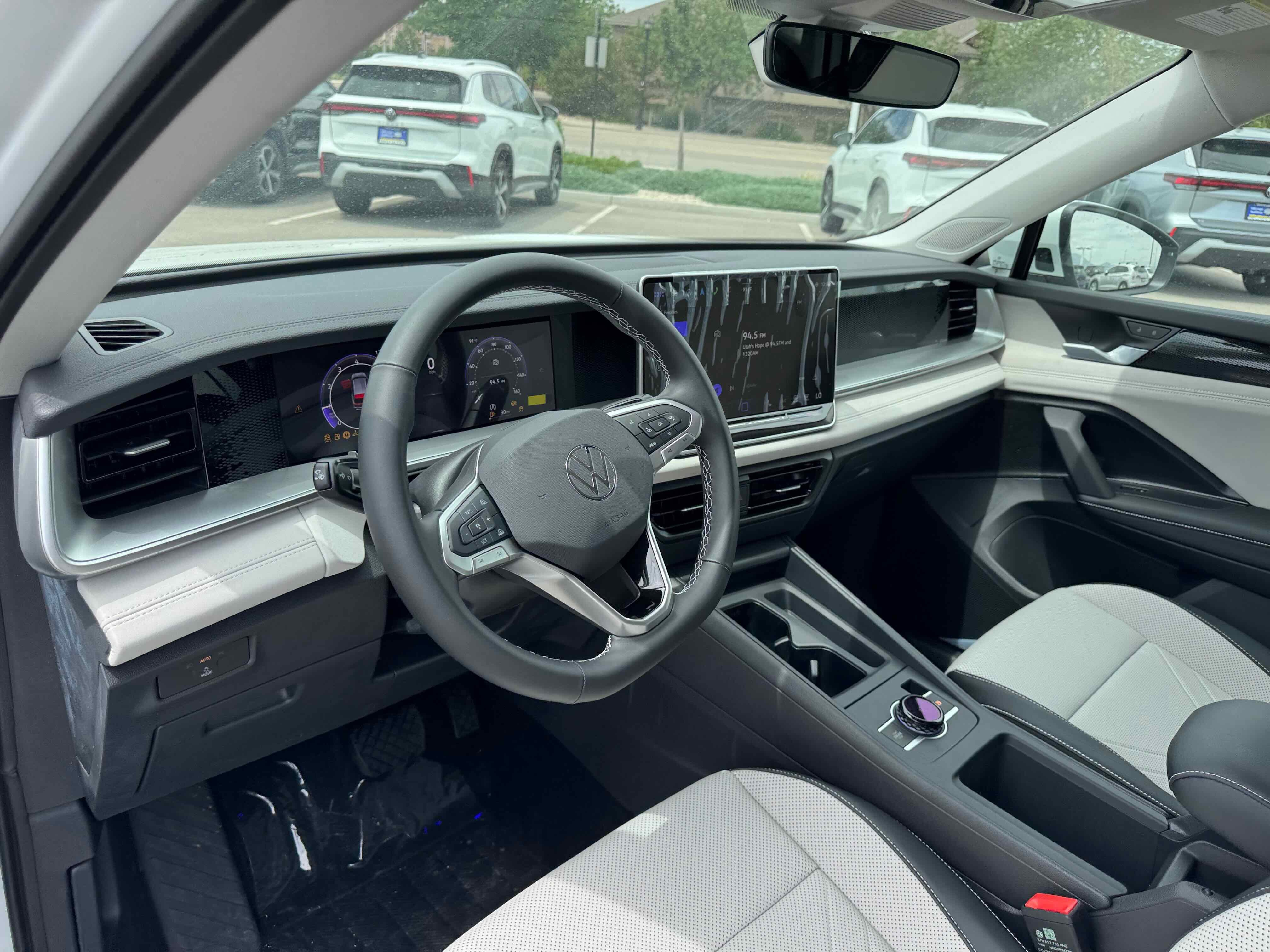 2025 Volkswagen Tiguan SE