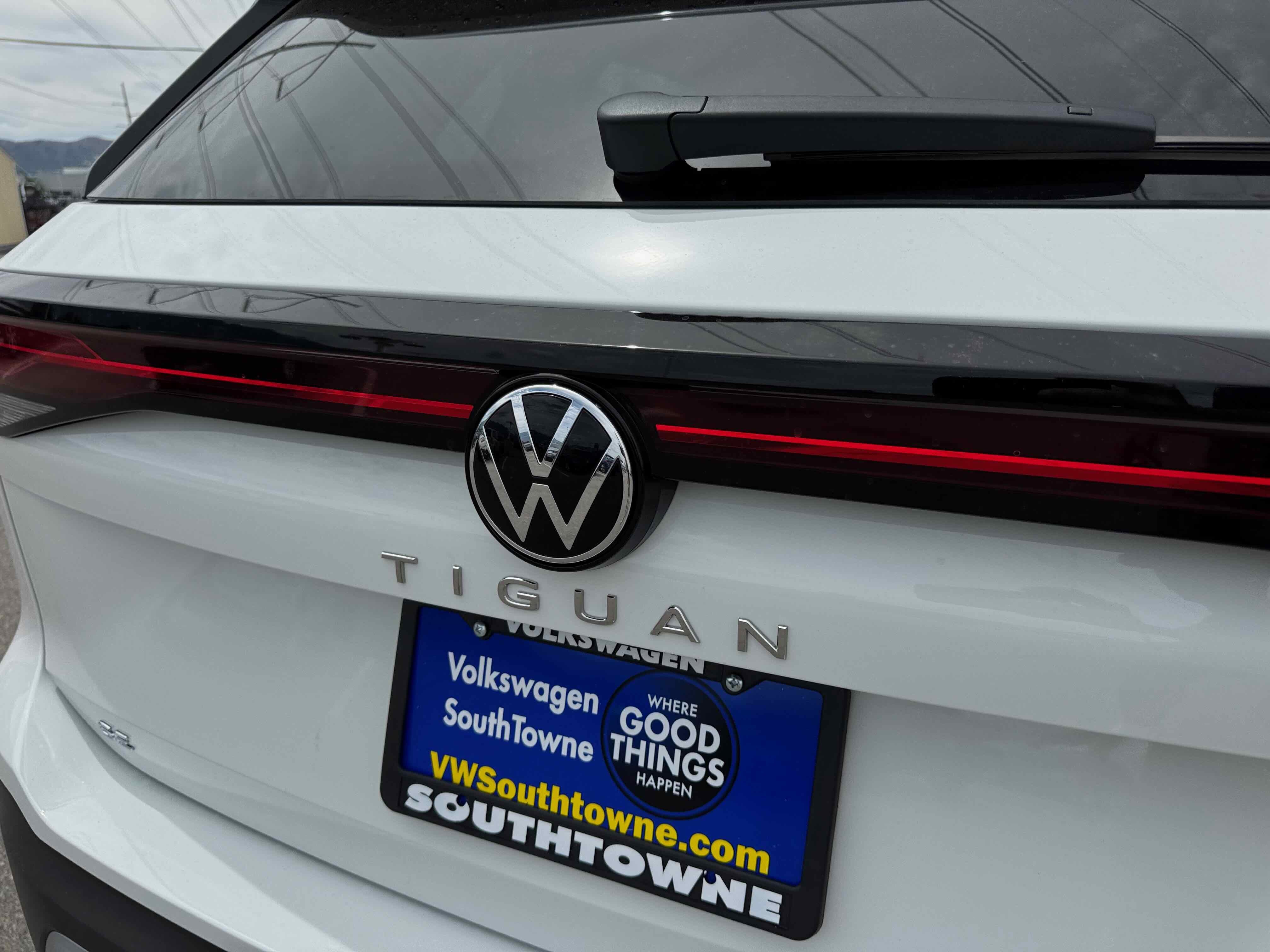 2025 Volkswagen Tiguan SE