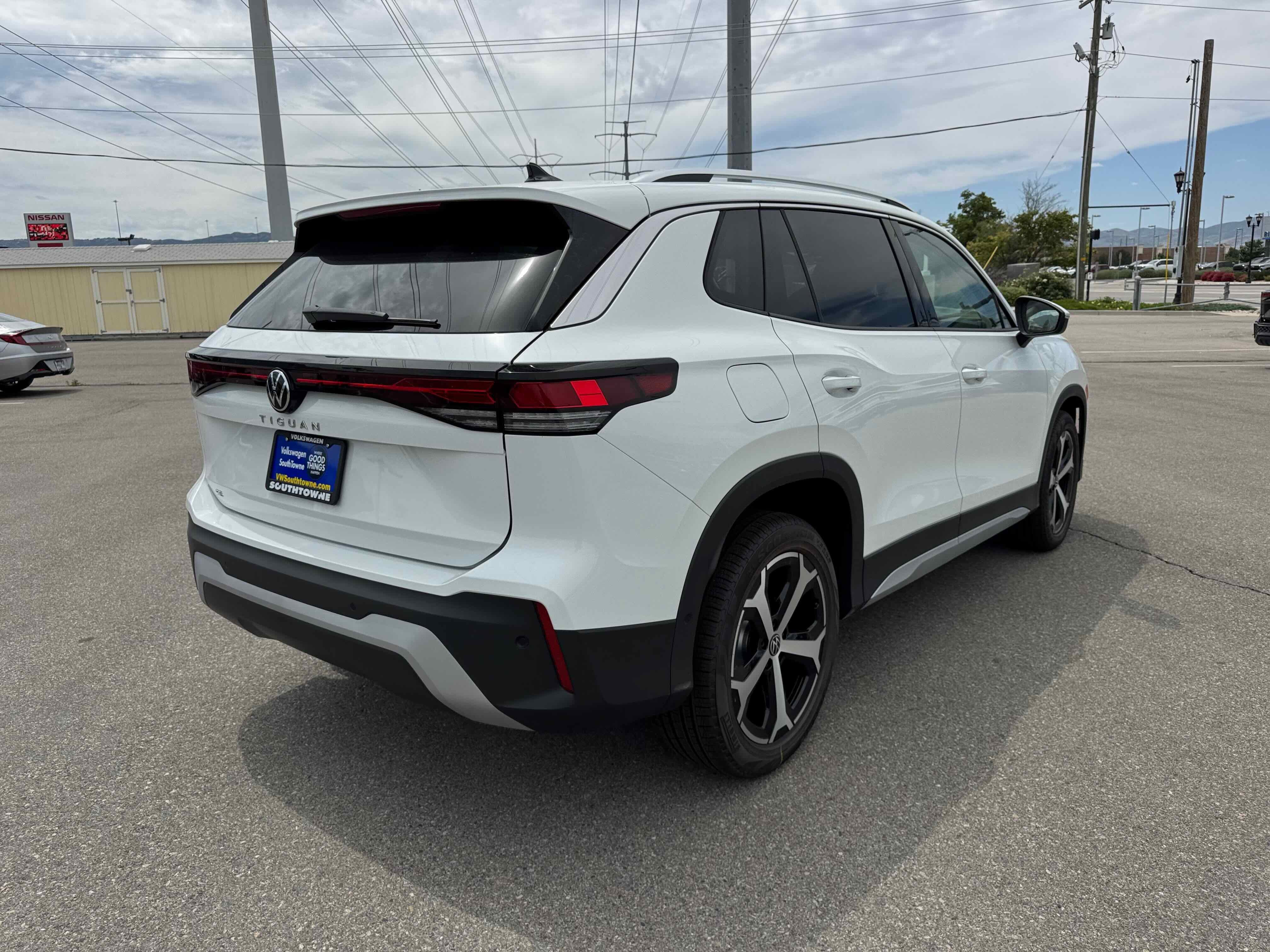 2025 Volkswagen Tiguan SE