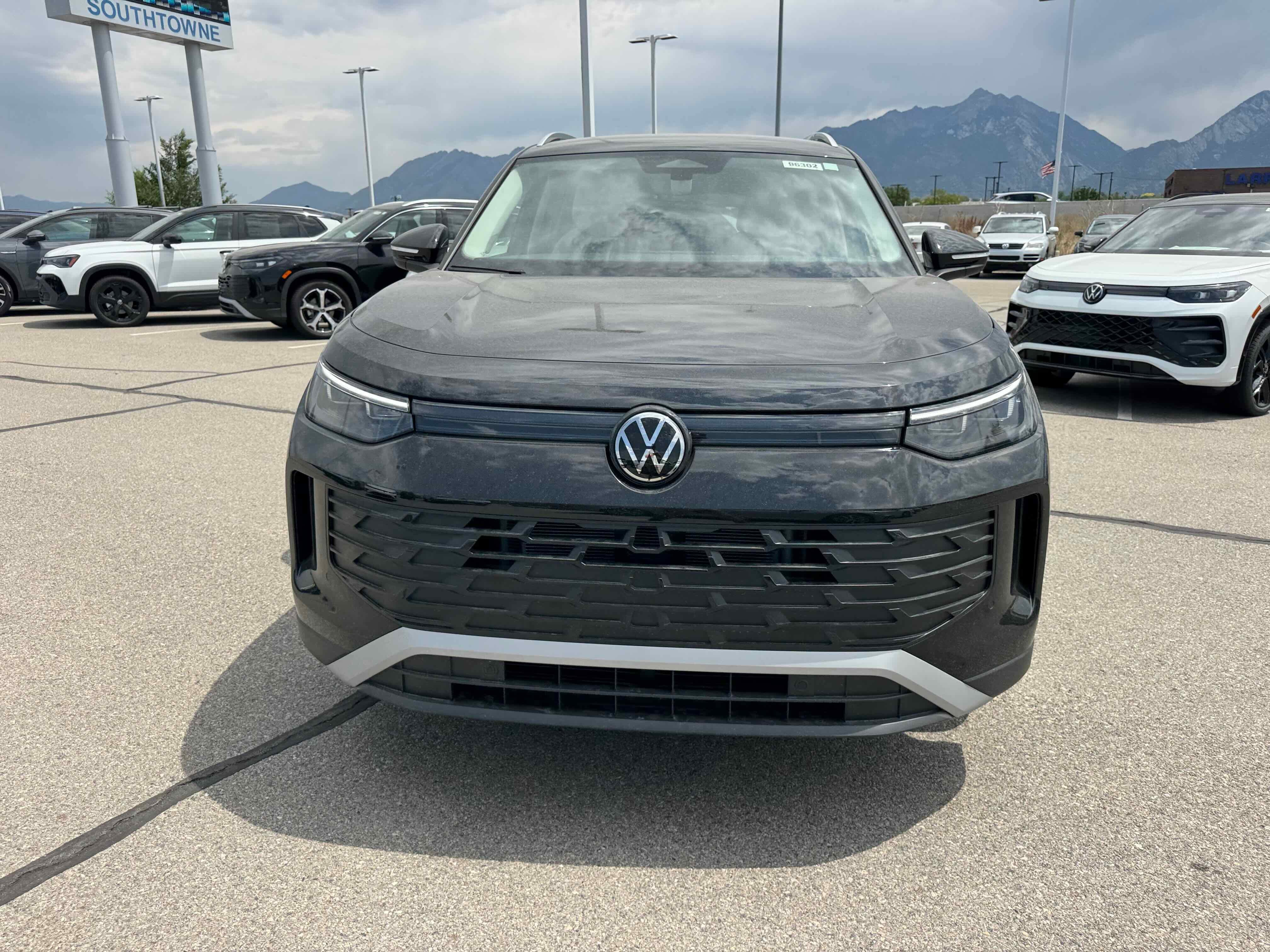 2025 Volkswagen Tiguan SE