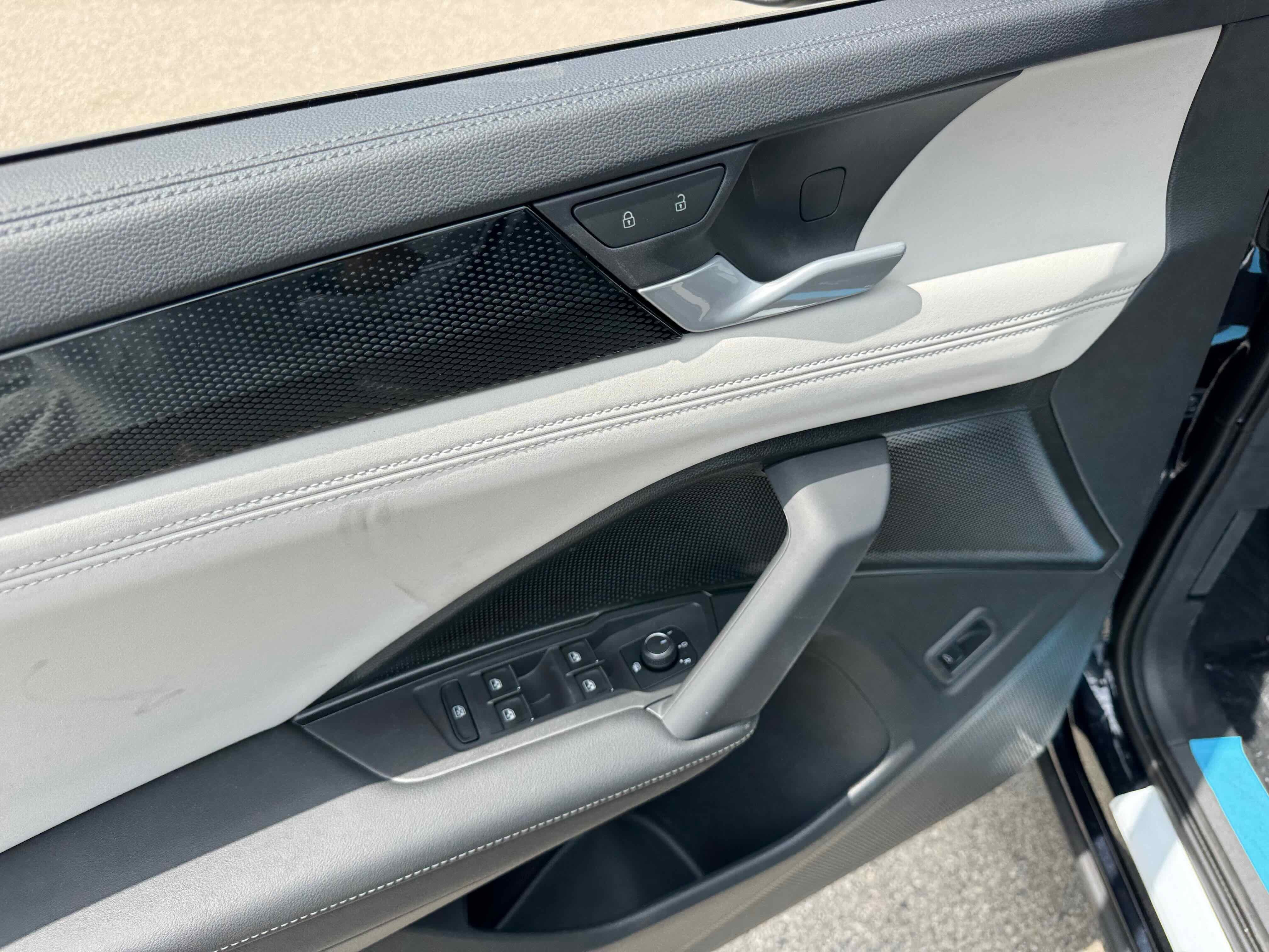 2025 Volkswagen Tiguan SE