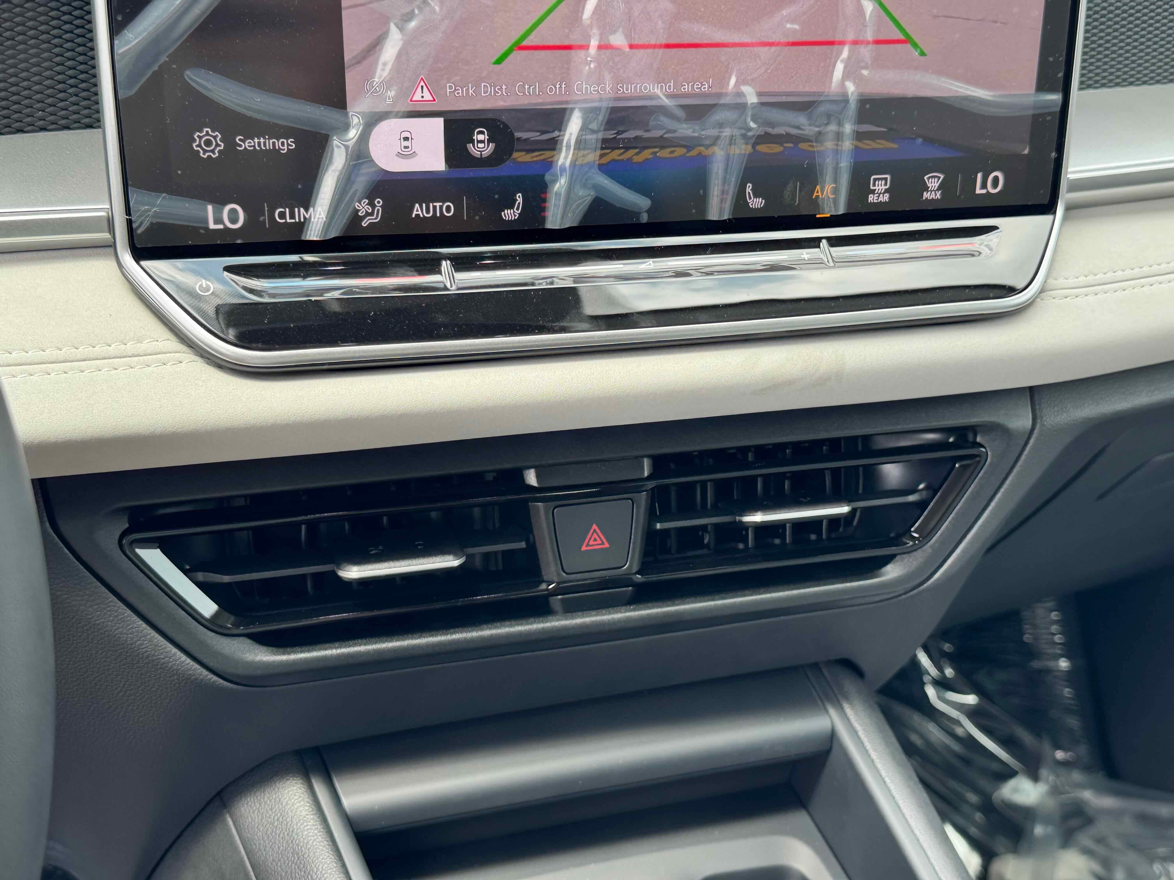 2025 Volkswagen Tiguan SE