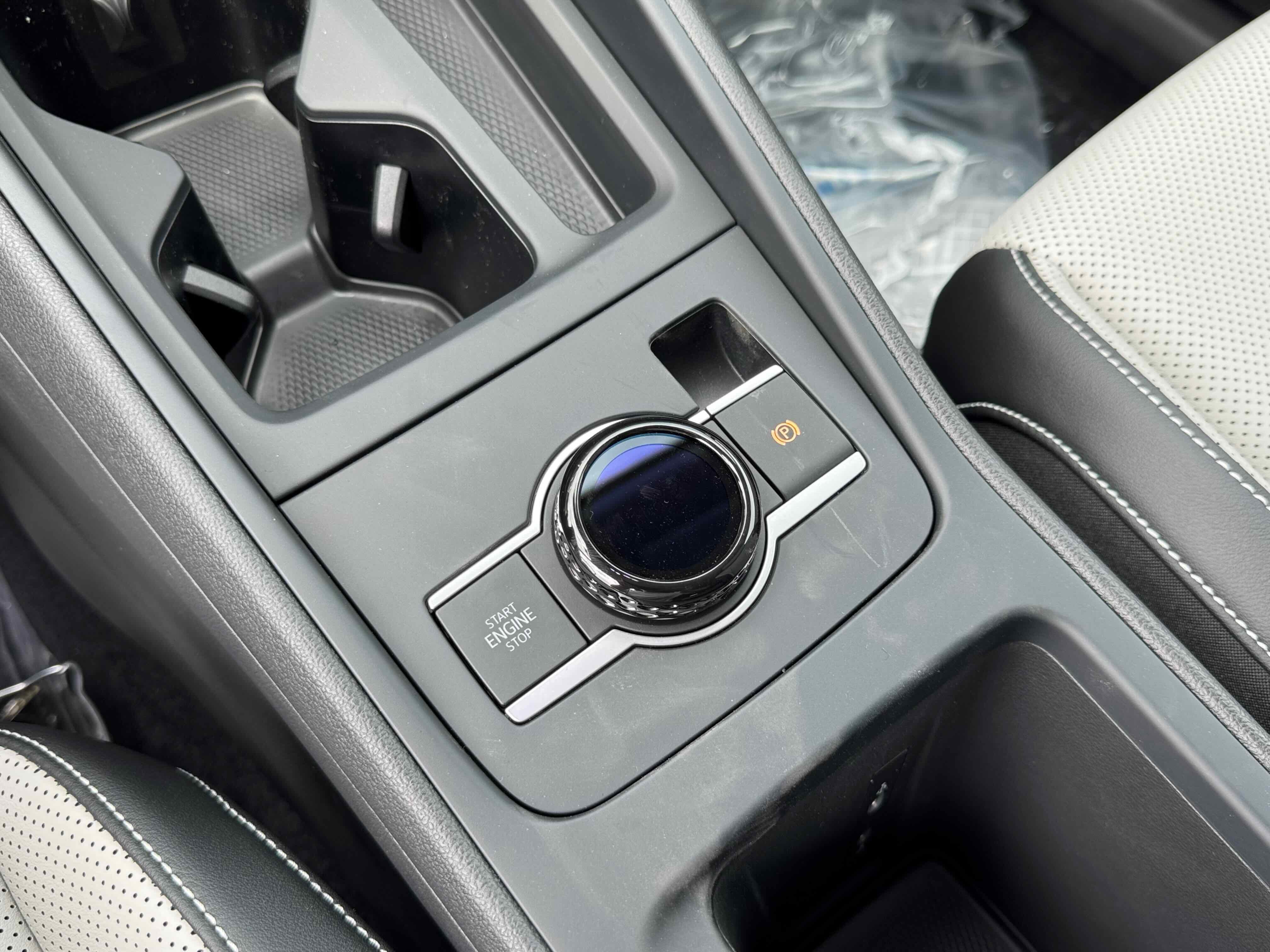 2025 Volkswagen Tiguan SE