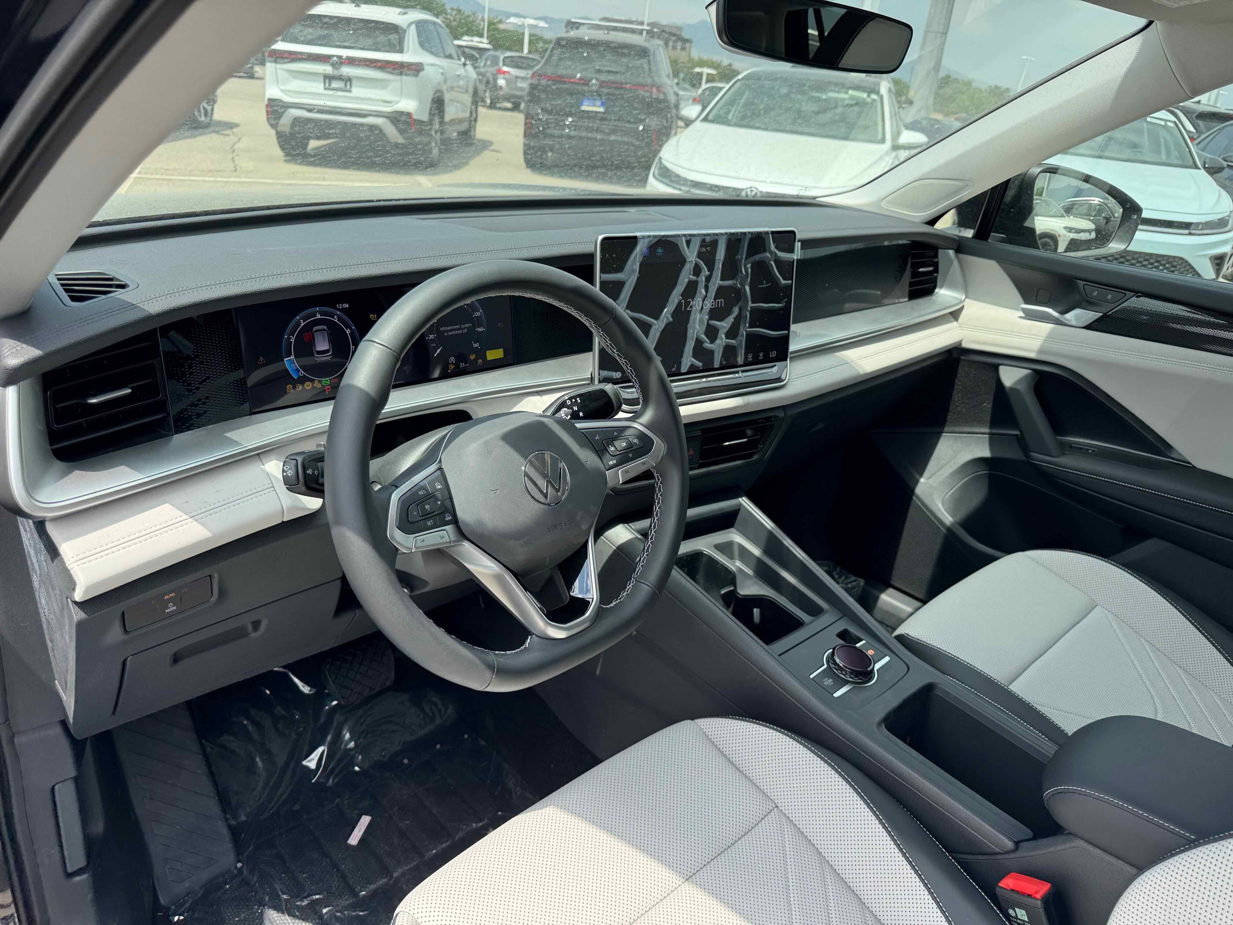 2025 Volkswagen Tiguan SE