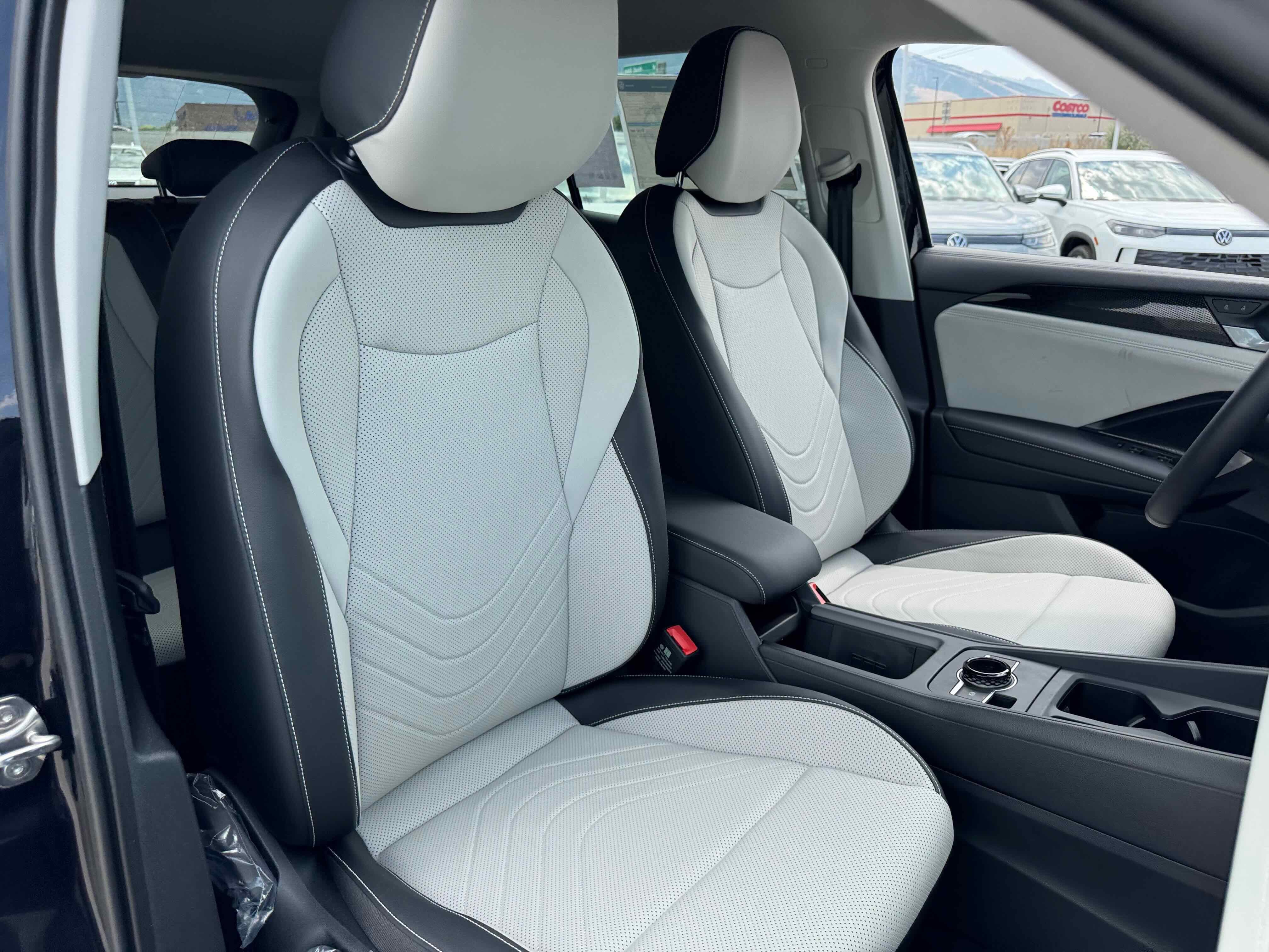 2025 Volkswagen Tiguan SE