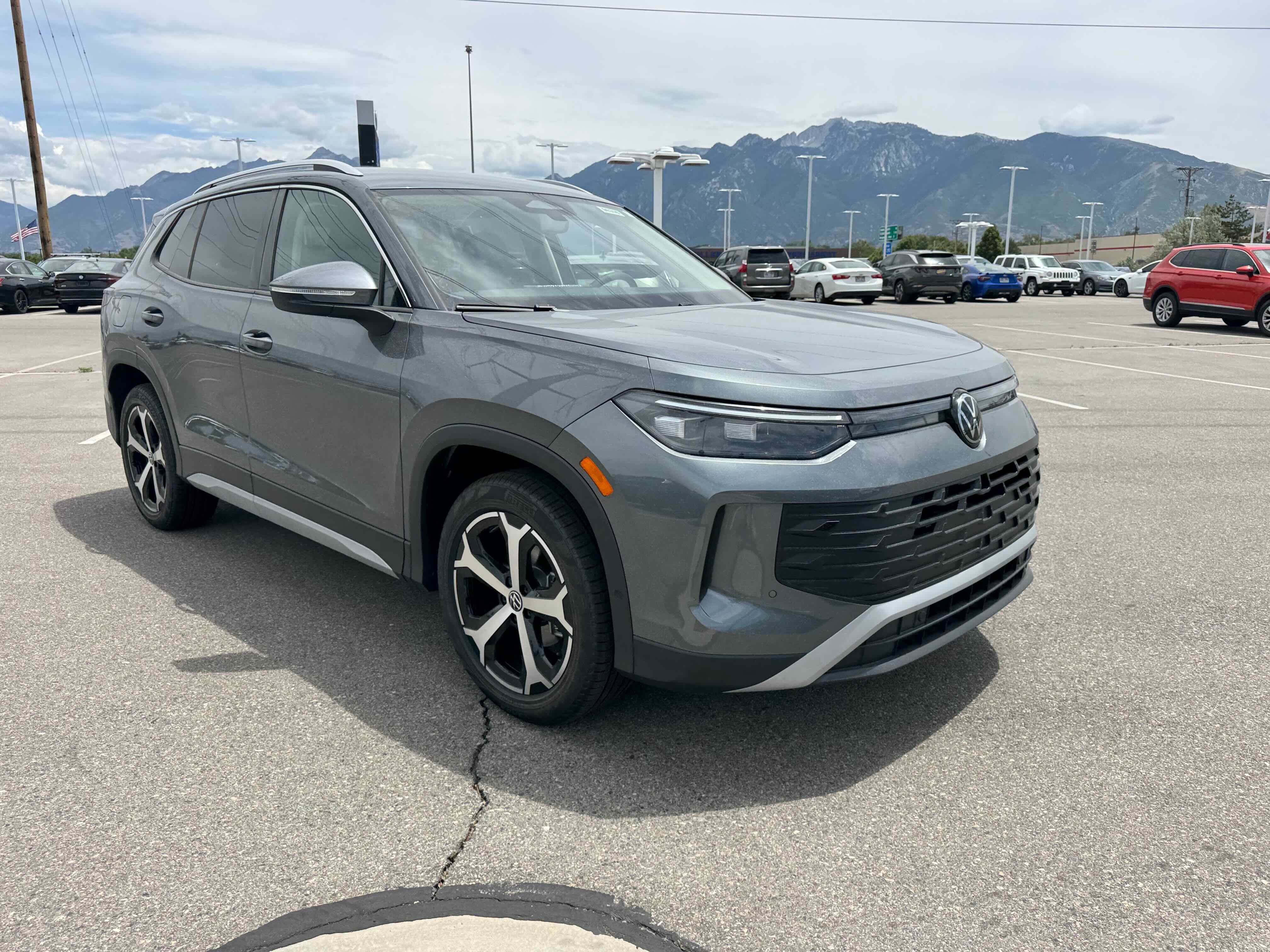 2025 Volkswagen Tiguan SE