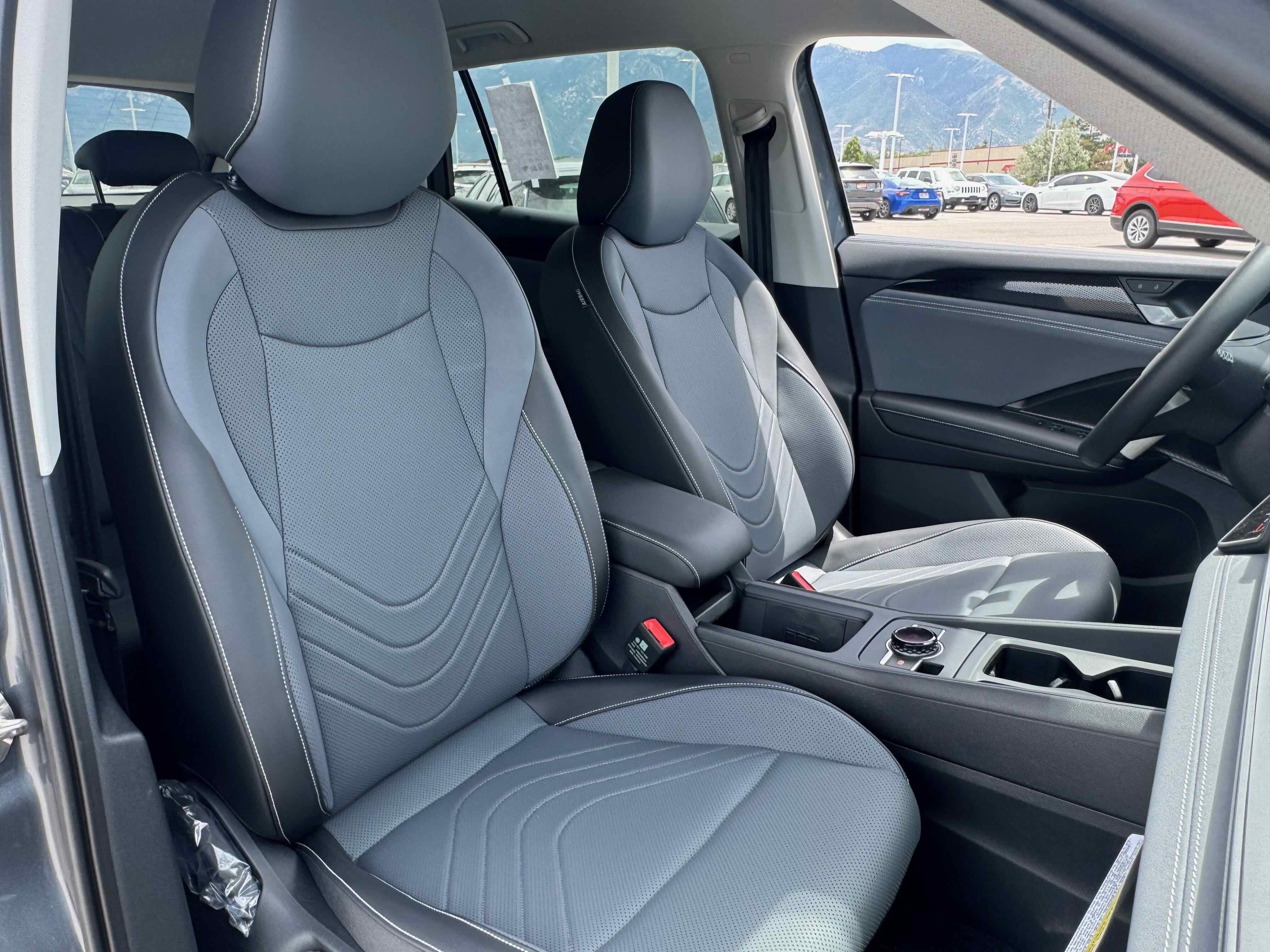 2025 Volkswagen Tiguan SE