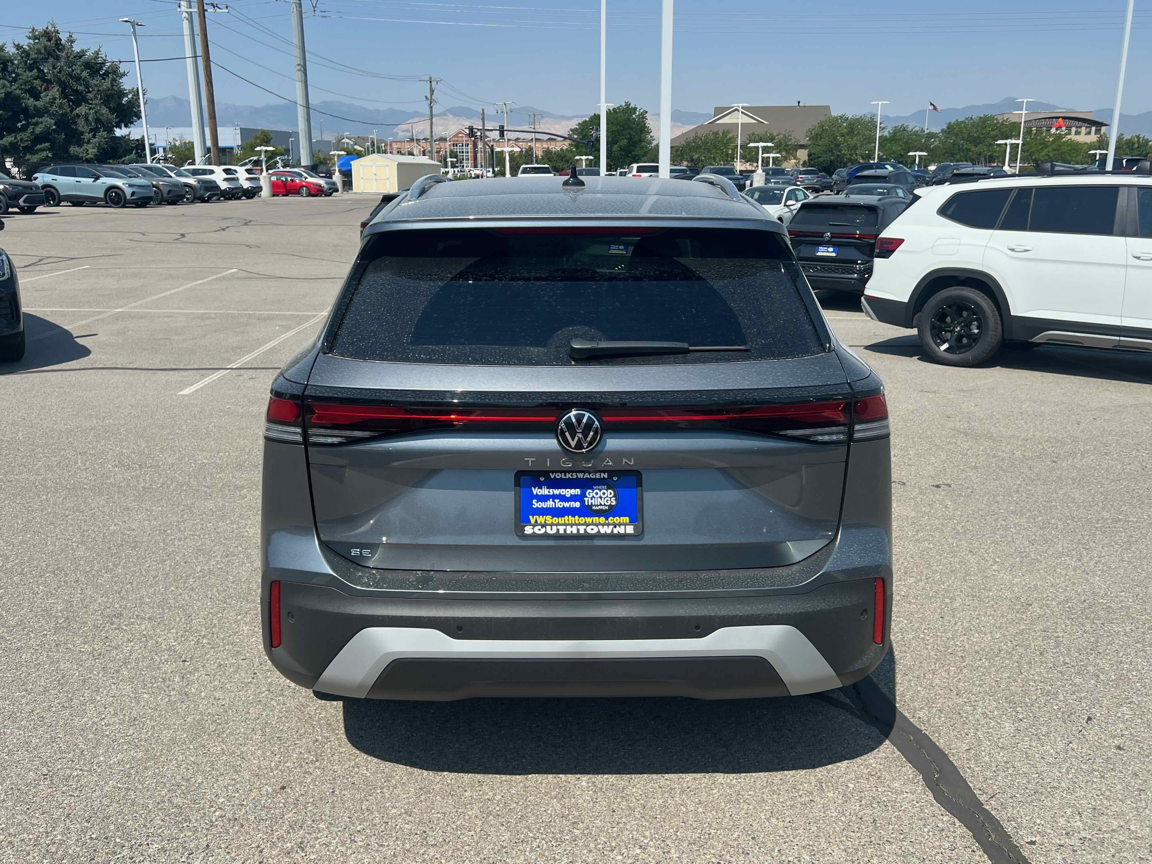 2025 Volkswagen Tiguan SE