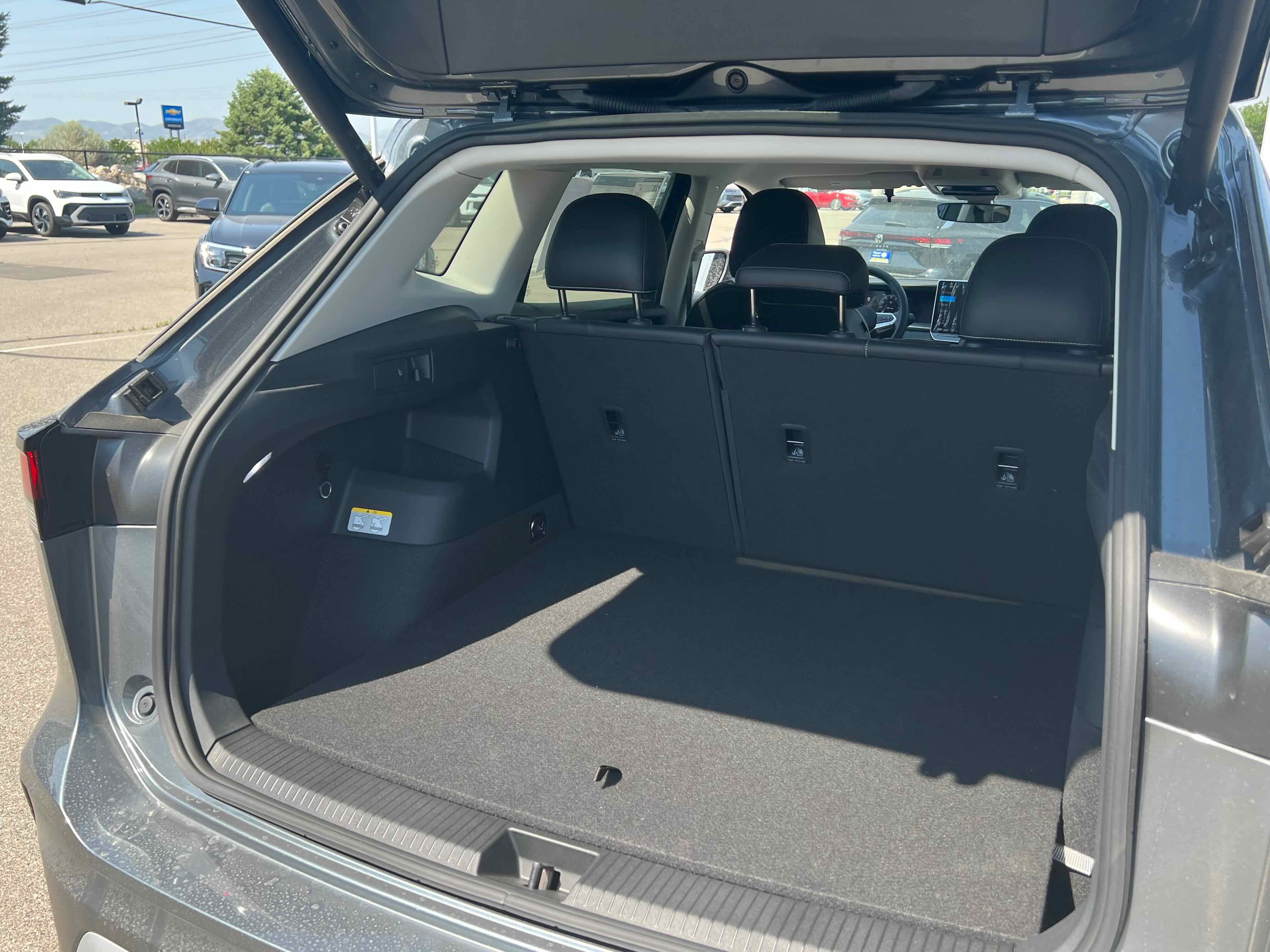 2025 Volkswagen Tiguan SE