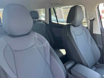 2025 Volkswagen Tiguan SE