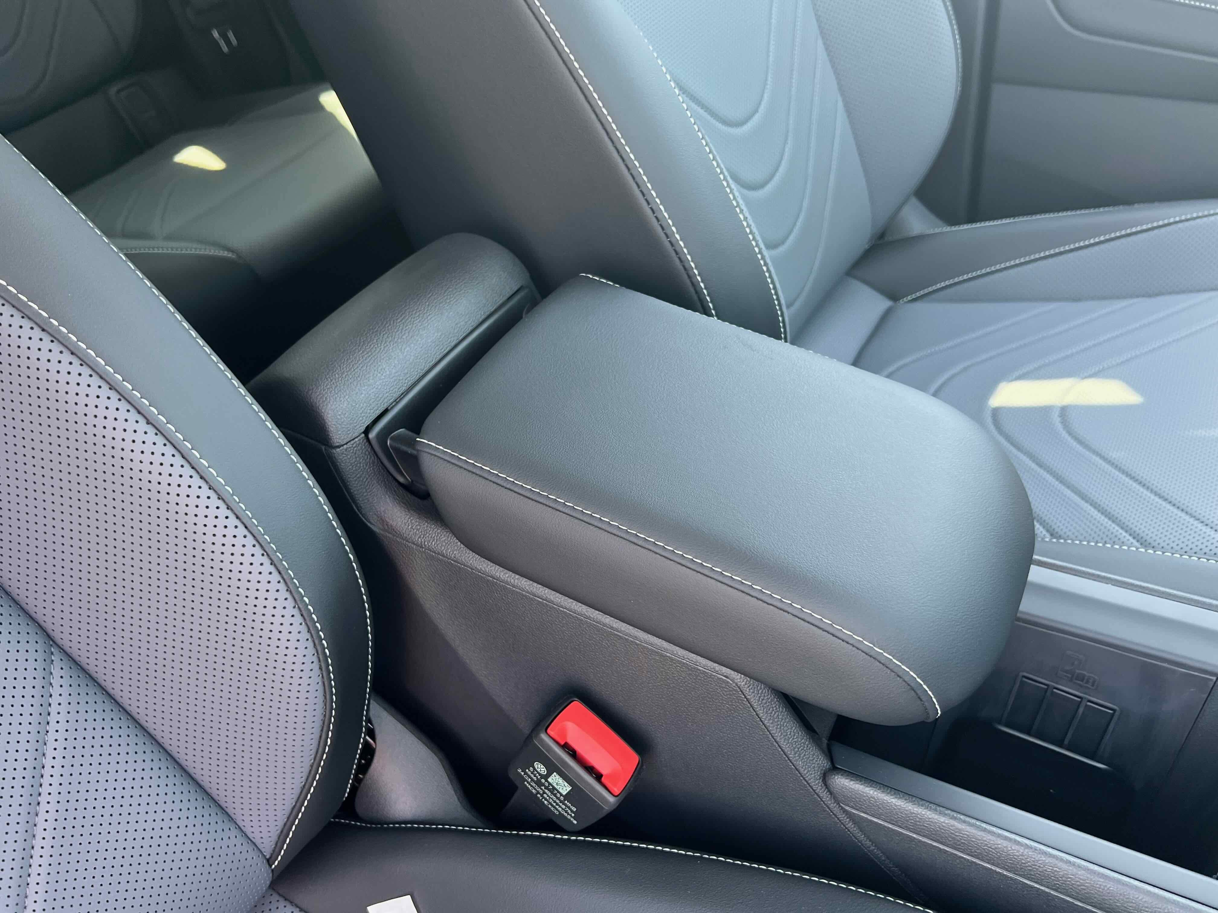 2025 Volkswagen Tiguan SE