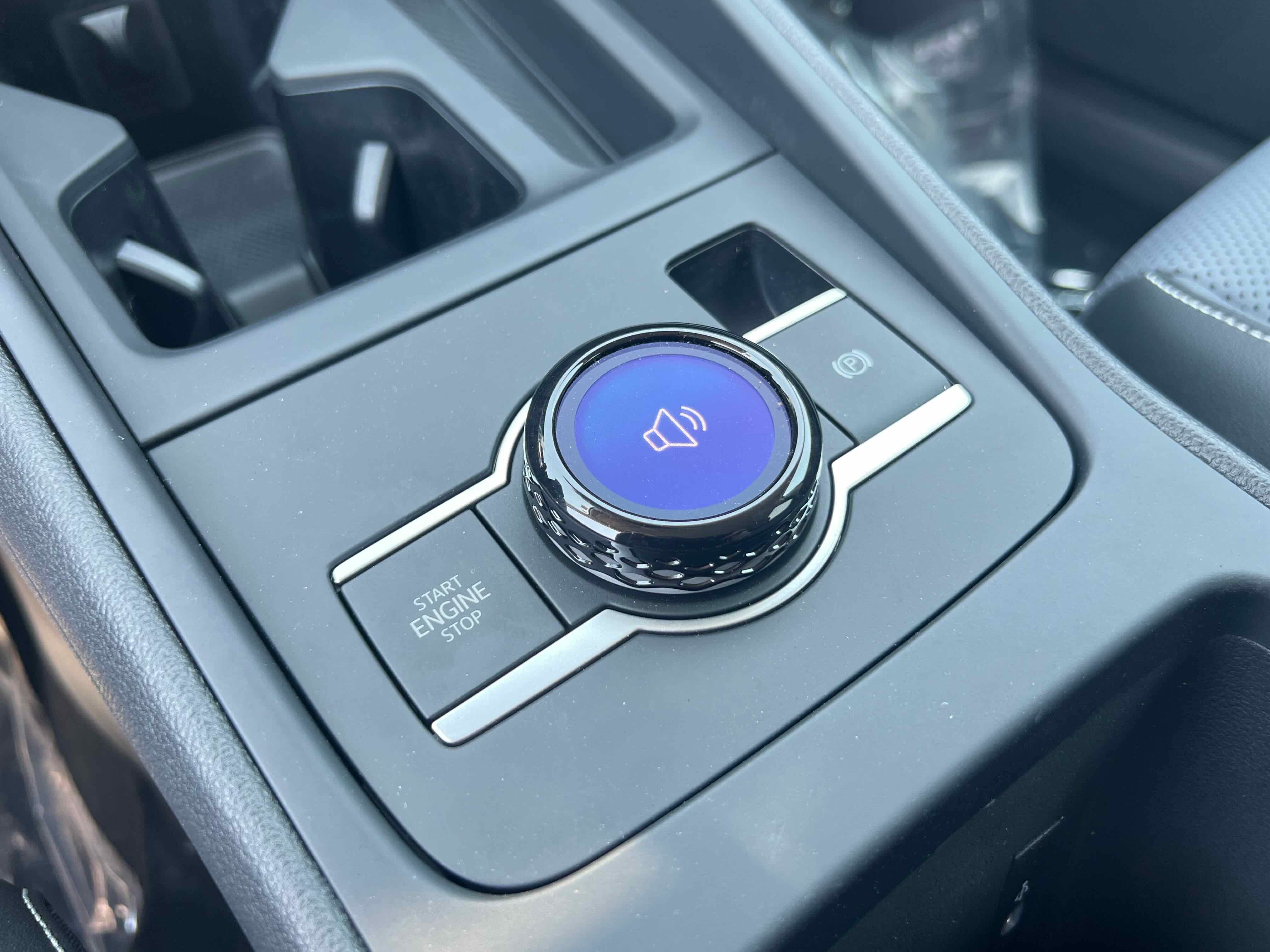 2025 Volkswagen Tiguan SE