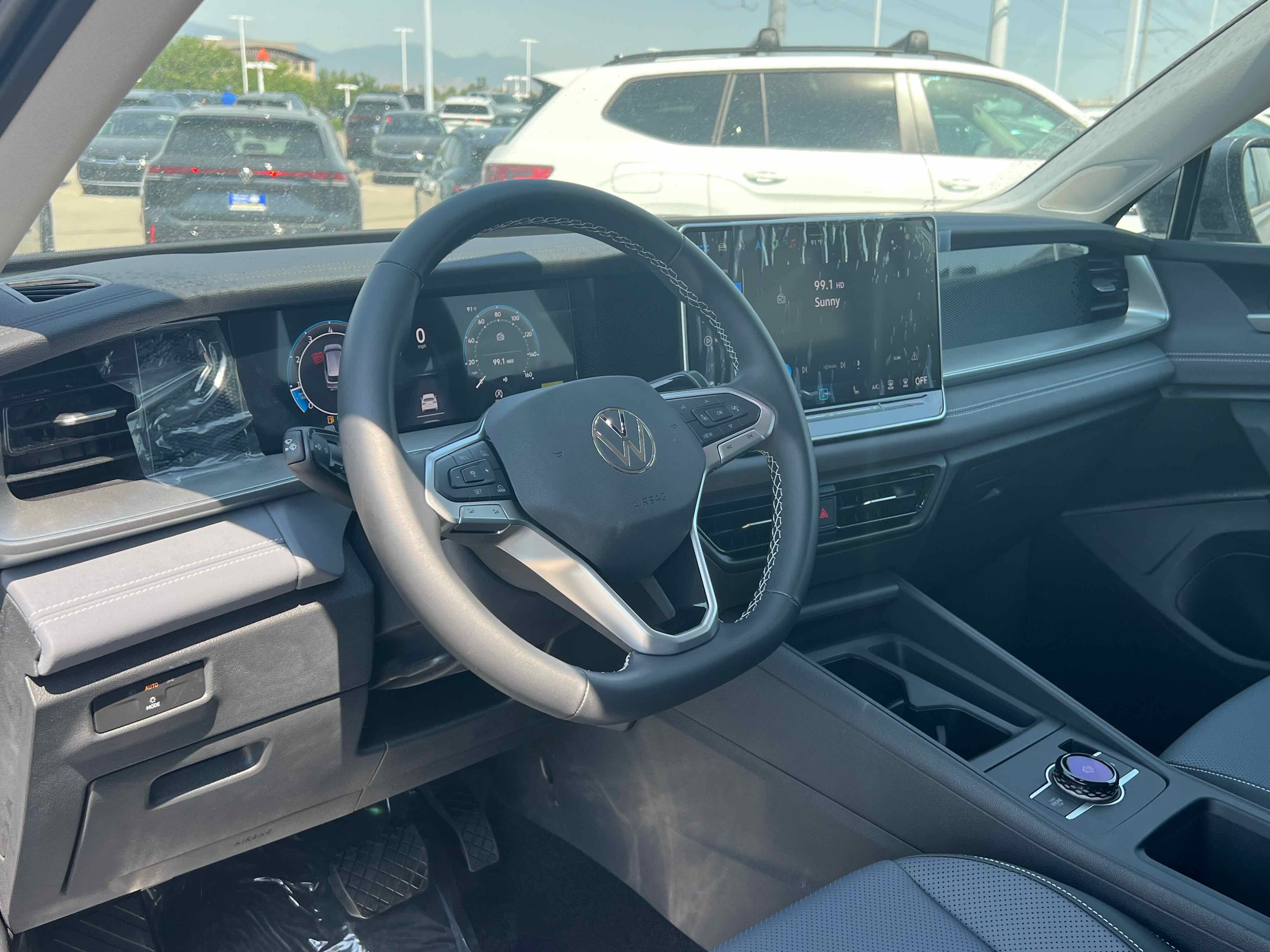 2025 Volkswagen Tiguan SE