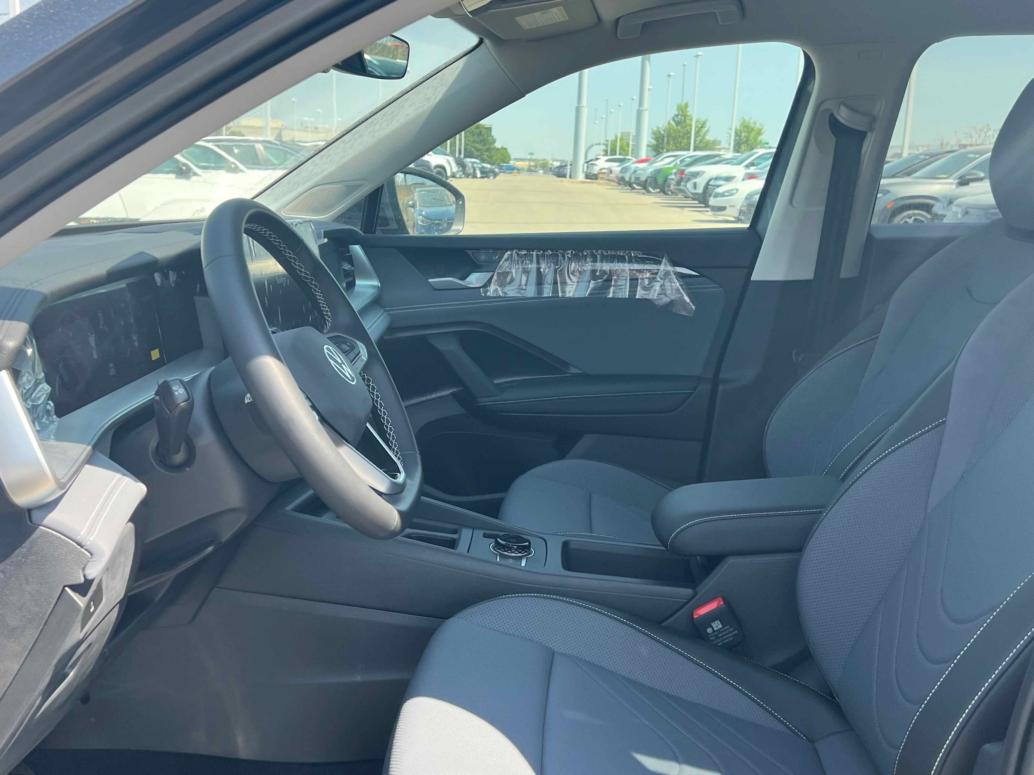 2025 Volkswagen Tiguan SE