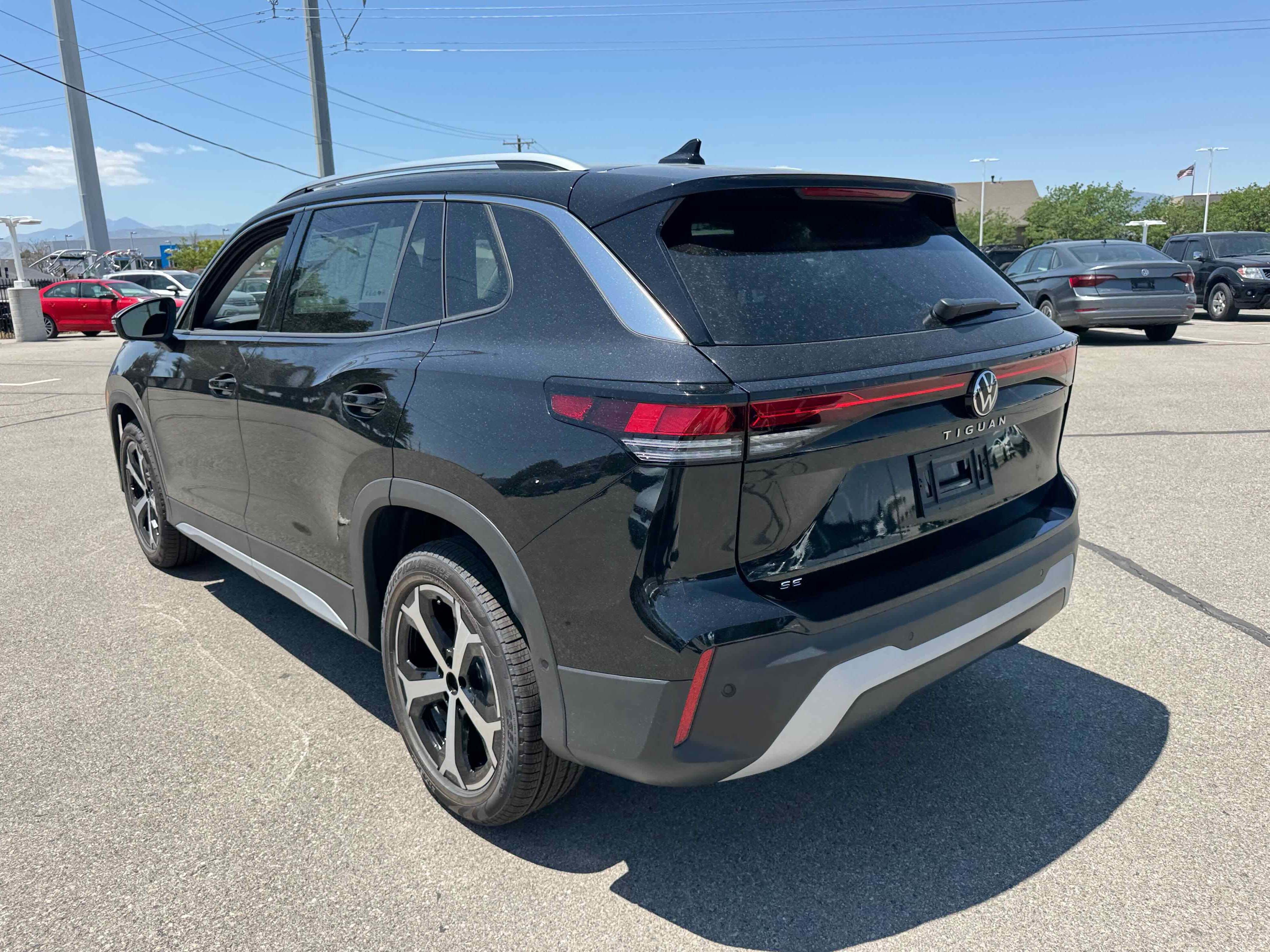 2025 Volkswagen Tiguan SE